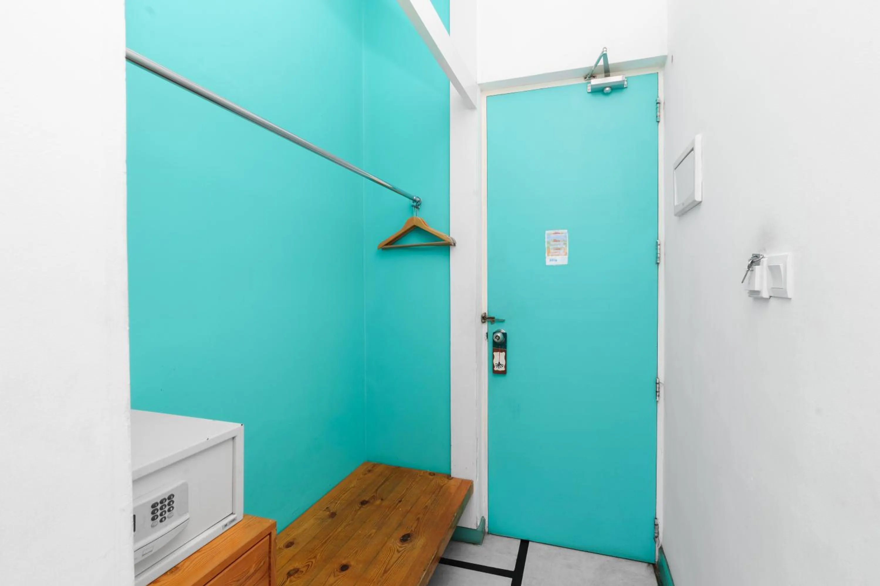 safe in Hotel J Negombo