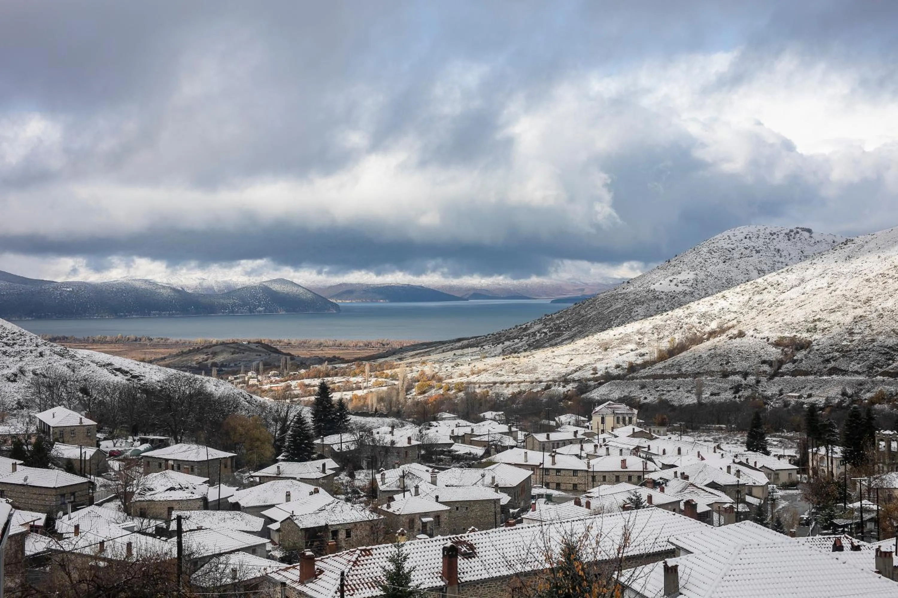 Winter in Panorama Prespes