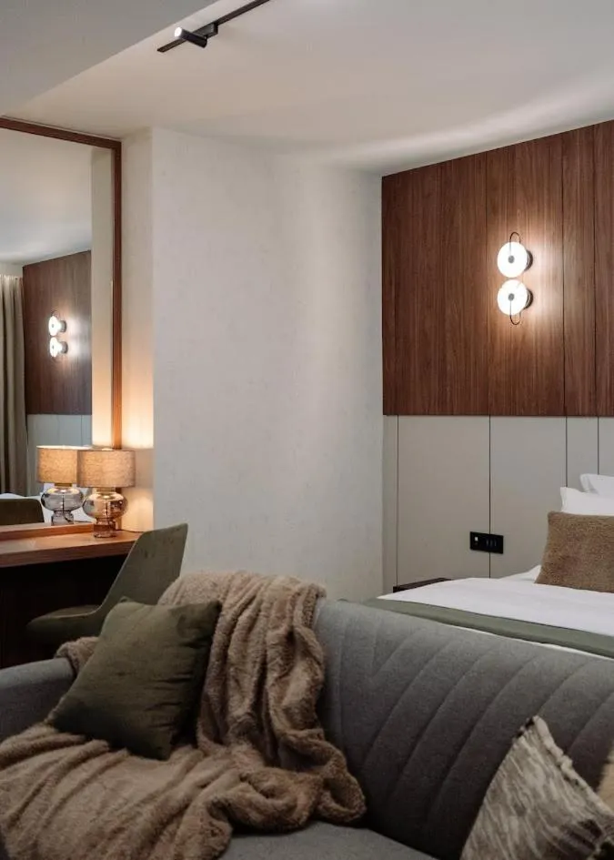 Photo of the whole room, Bed in Hotel Savior