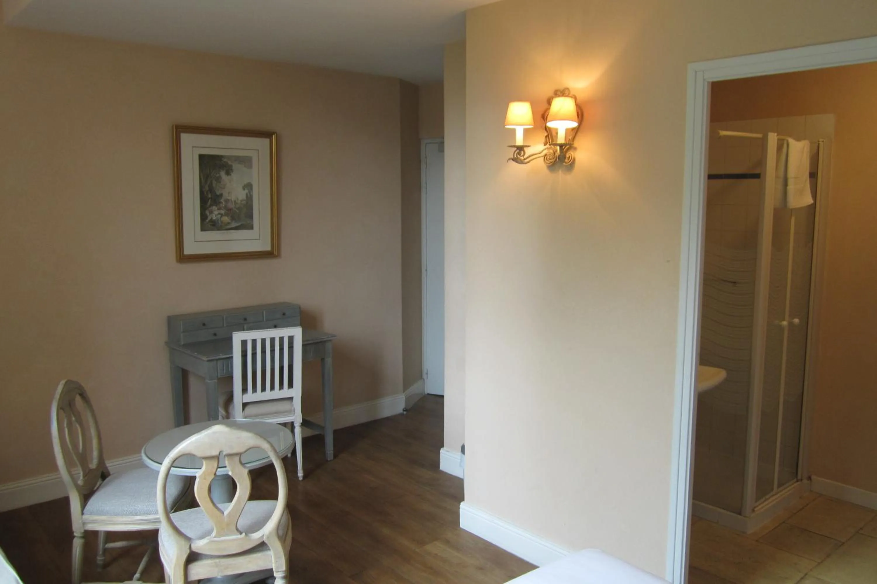 Château De Lazenay - Résidence Hôtelière