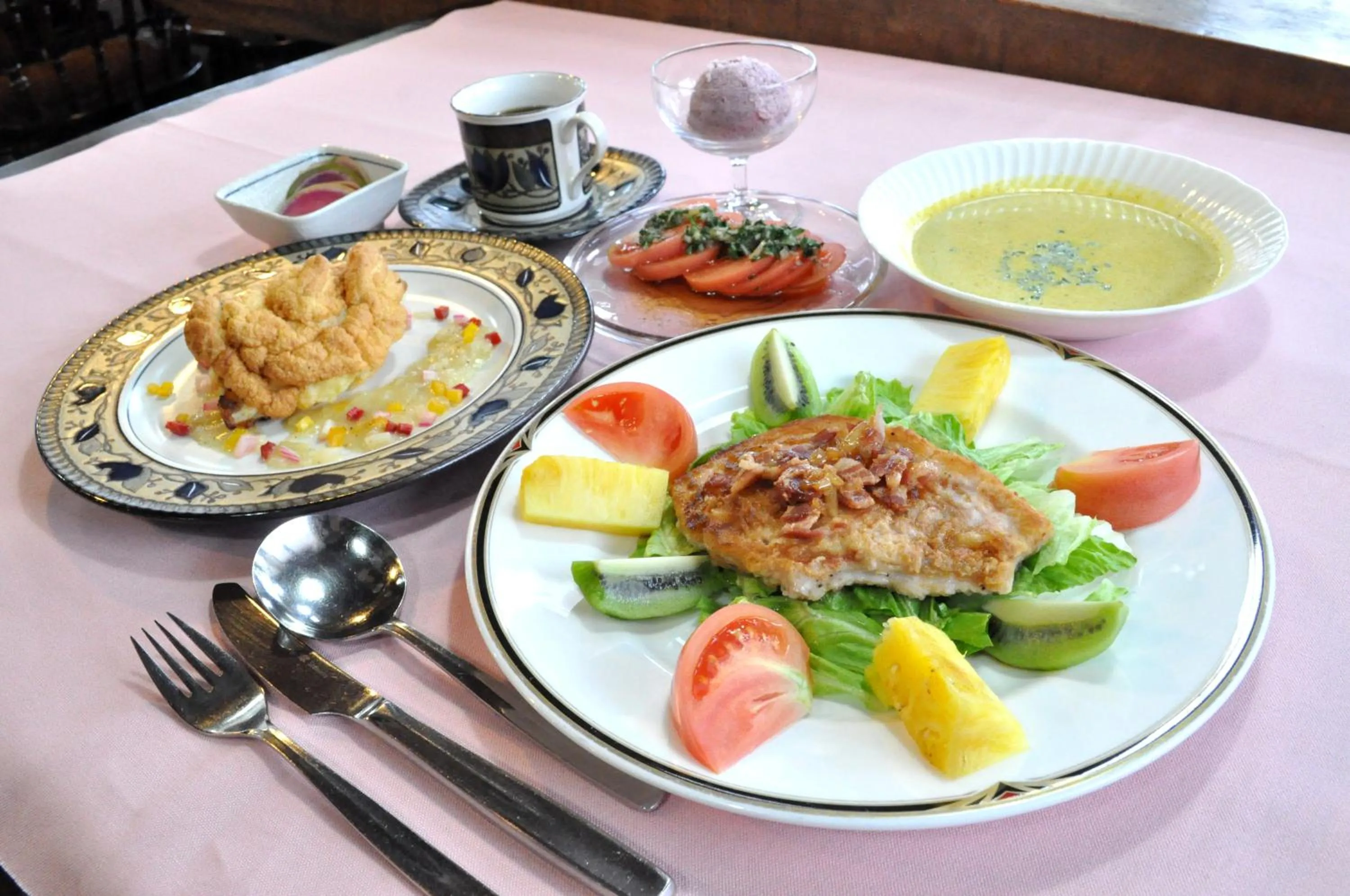 Dinner in Pension Risuno Koya