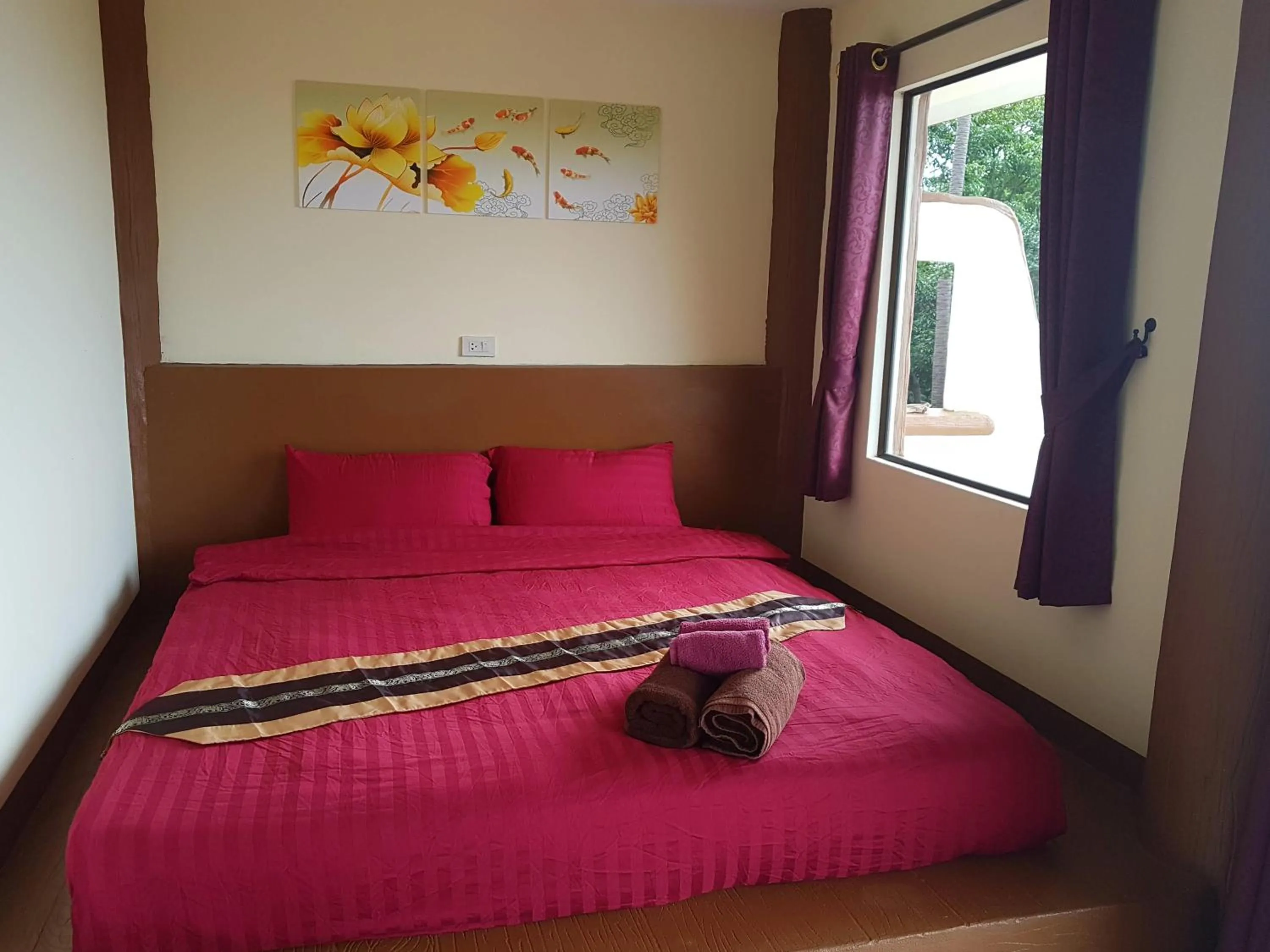 Bedroom, Bed in Moonstone Studio