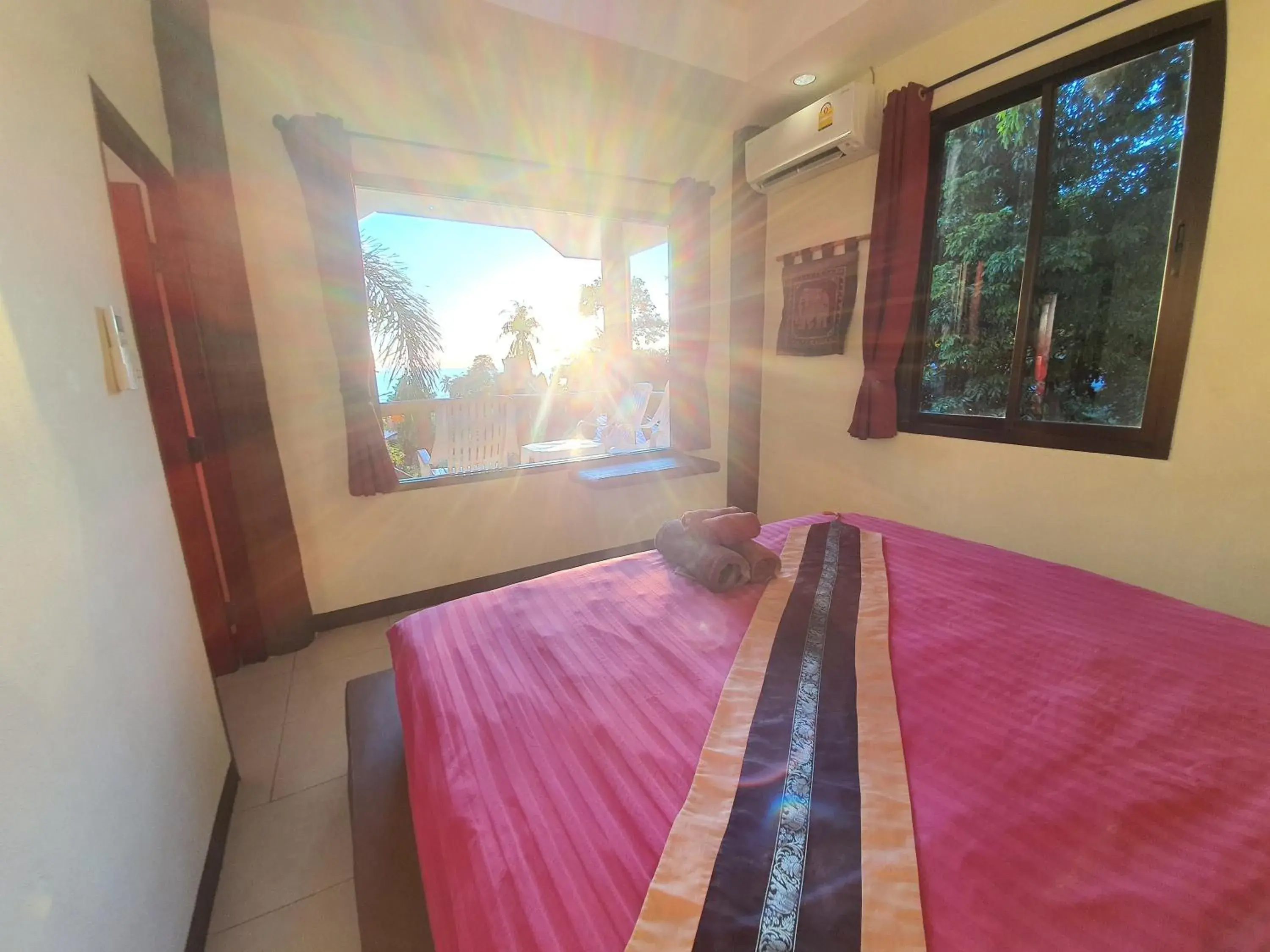 Bedroom, Bed in Moonstone Studio Bedroom, Bed in Moonstone Studio