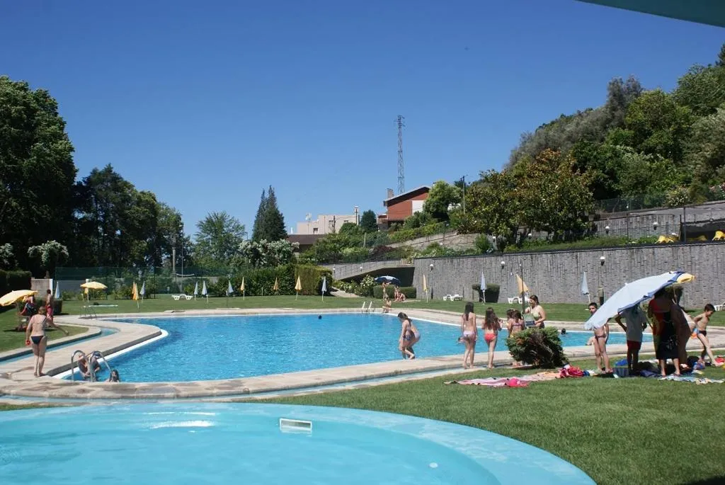 Entertainment in Hotel Peninsular