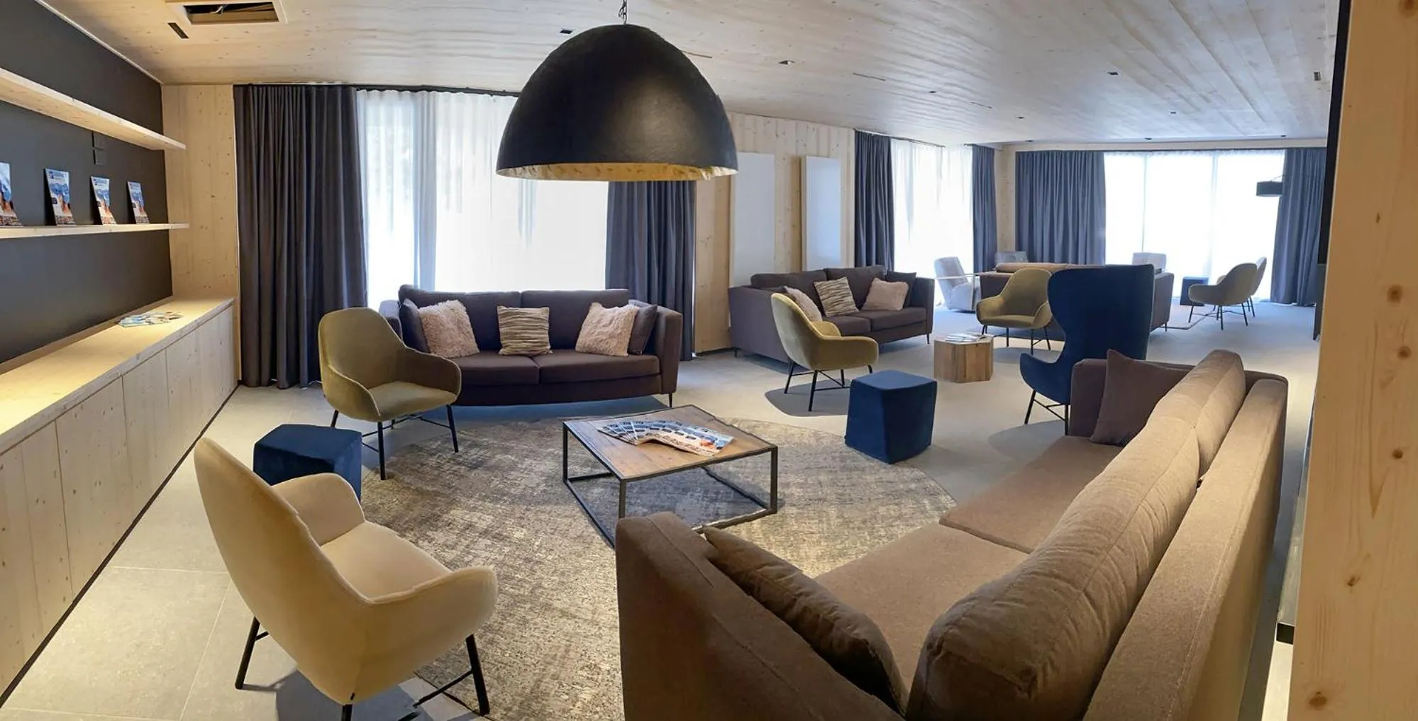 Lobby or reception in Lagrange Vacances L’Écrin du Badet