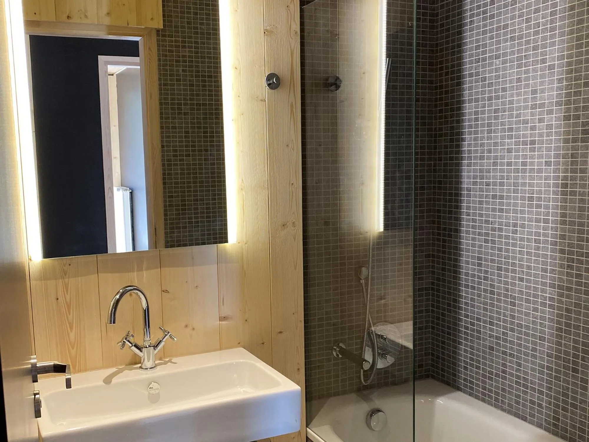 Bathroom in Lagrange Vacances L’Écrin du Badet