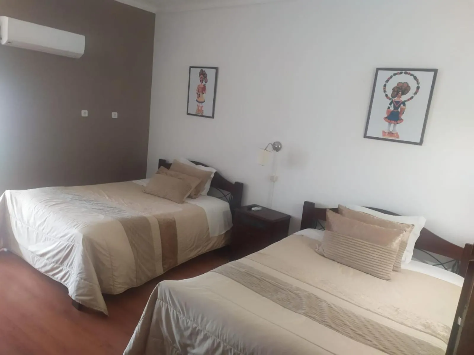 Double Room - single occupancy in Residencial Carvalho
