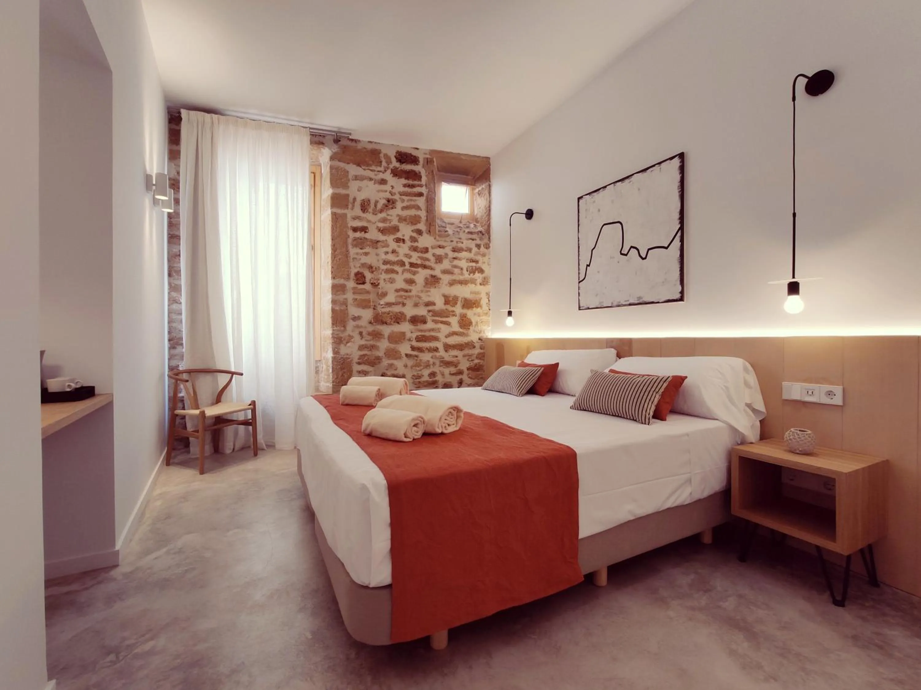 Photo of the whole room, Bed in ARA Alcudia