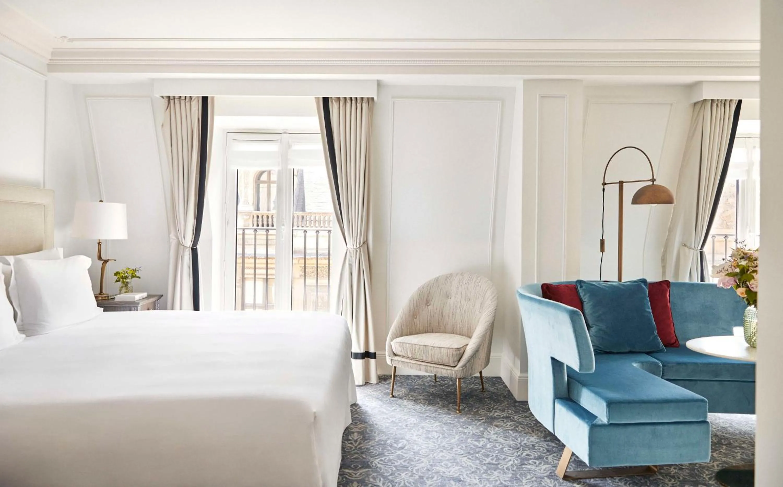 Photo of the whole room, Bed in Hôtel du Louvre, in The Unbound Collection by Hyatt