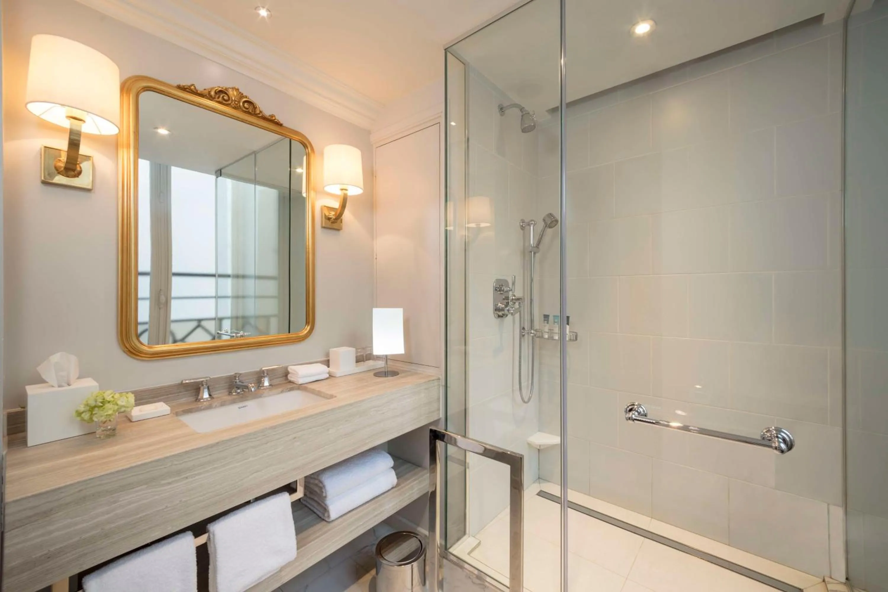 Bathroom in Hôtel du Louvre, in The Unbound Collection by Hyatt