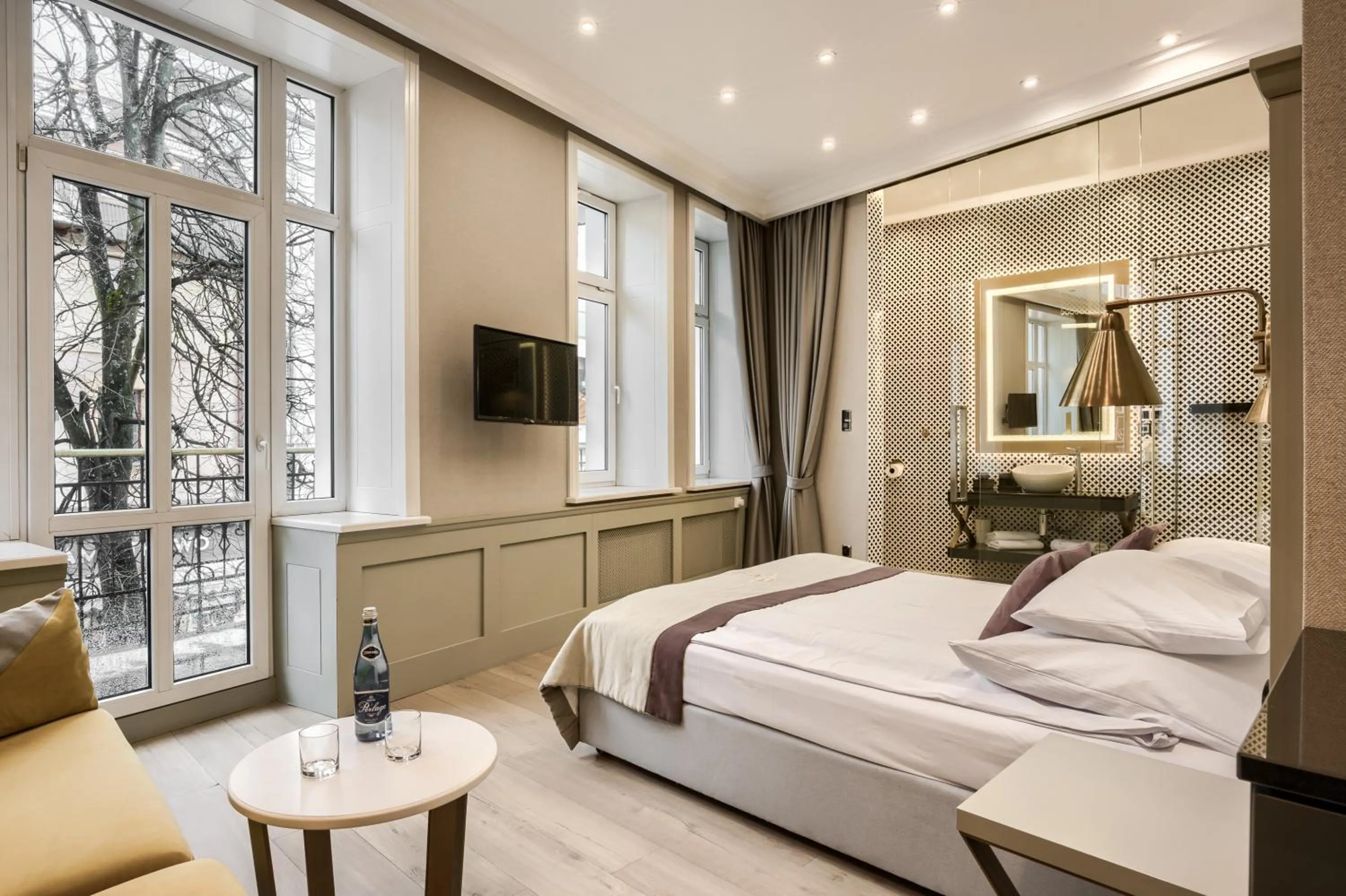 Photo of the whole room, Bed in Krupówki 17 Resort & SPA