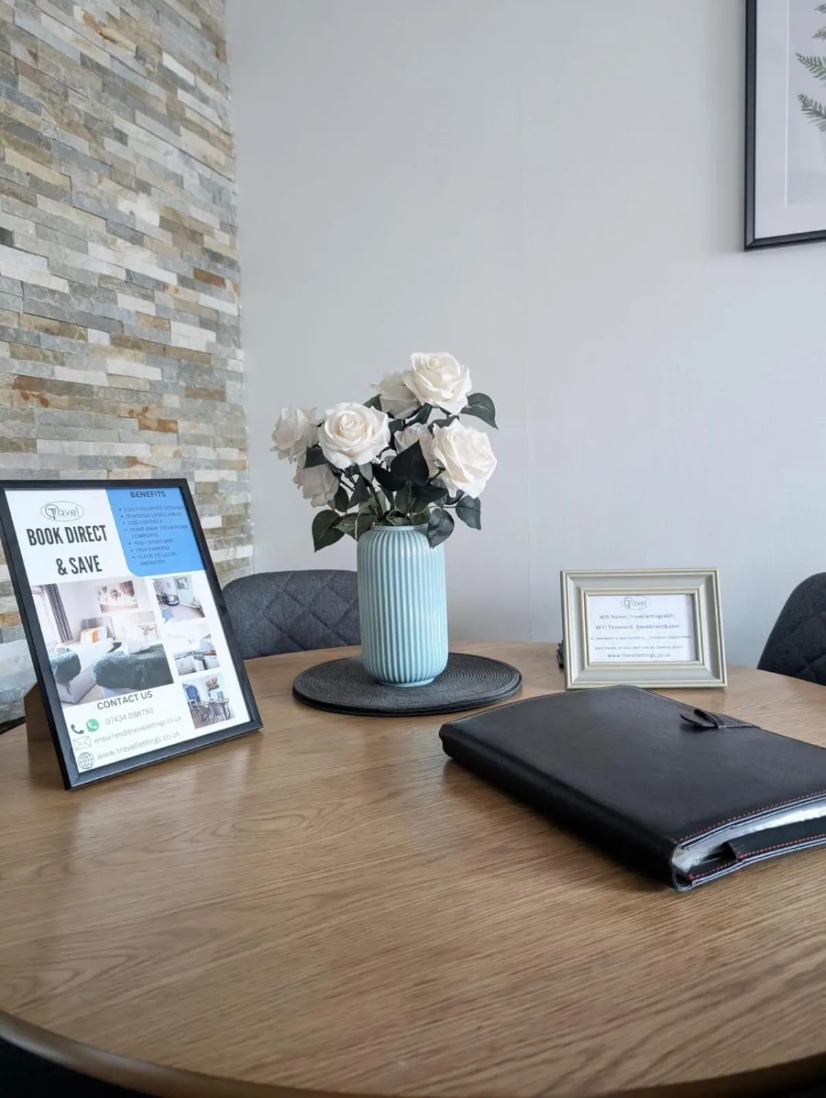 Dining area in 2BR-Dean Hse-Fully Equipped-Parking-WiFi-Short Long Stays