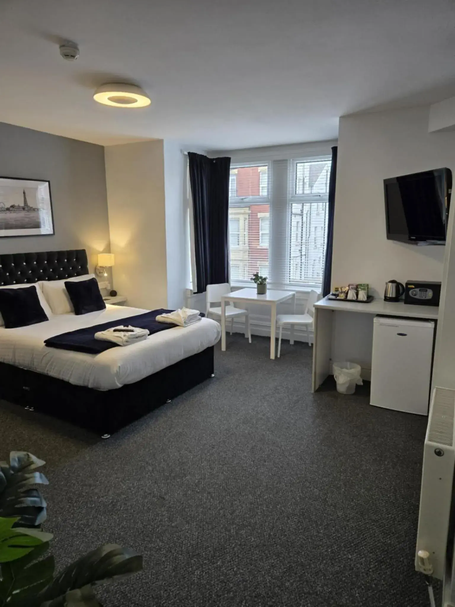 King Room in Q Accommodation King Room in Q Accommodation