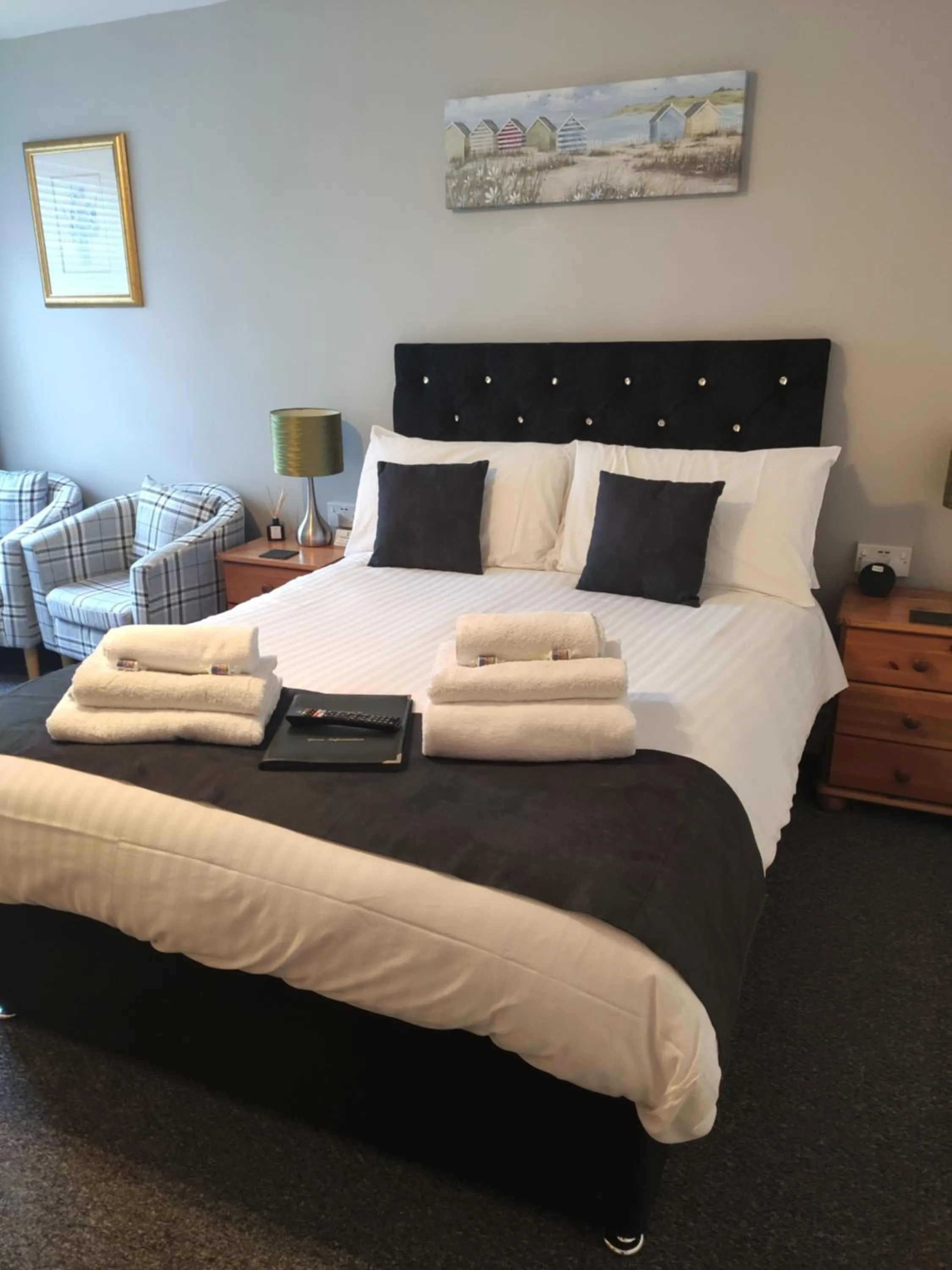 Bedroom, Bed in Q Accommodation