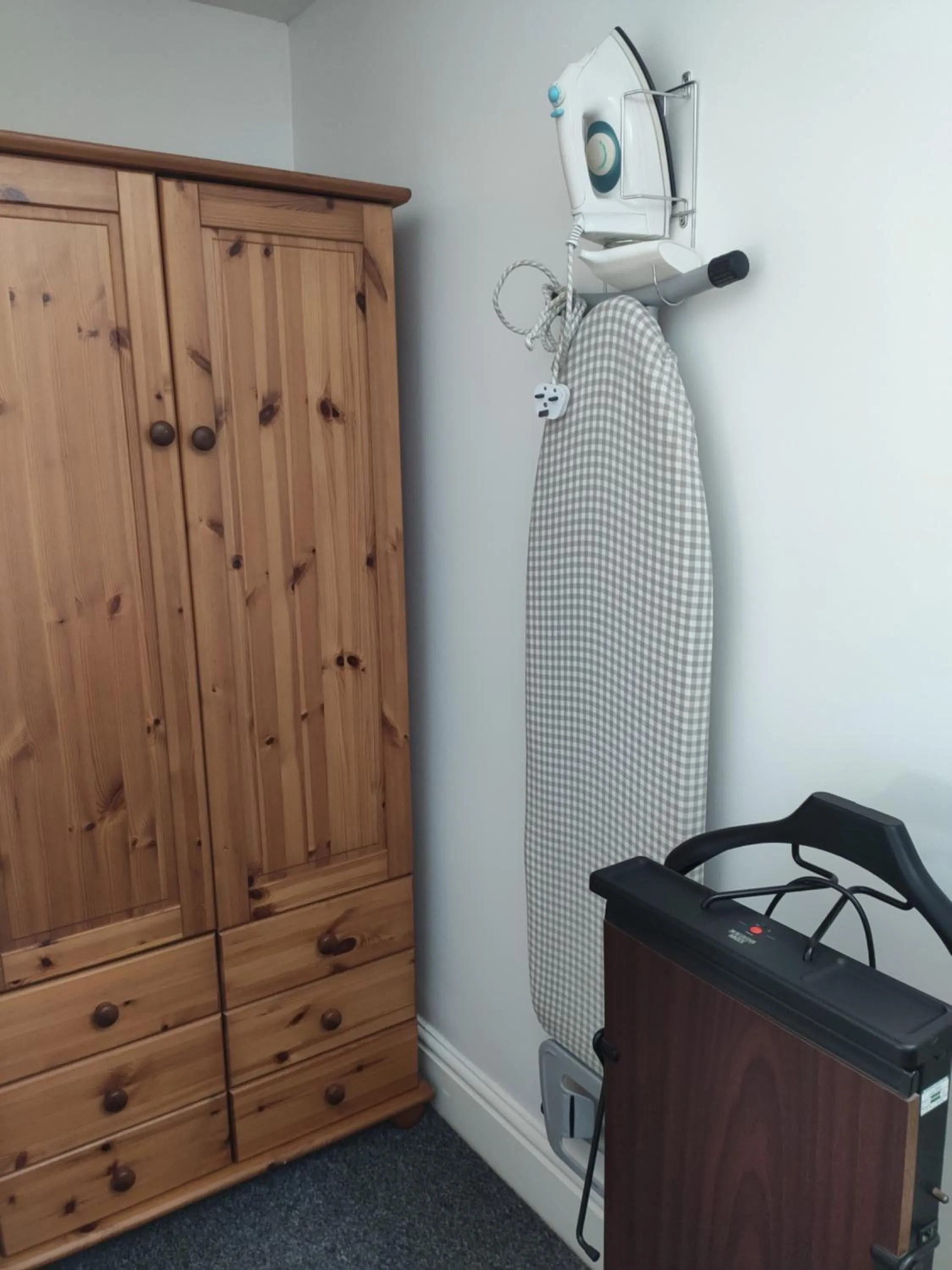 wardrobe in Q Accommodation