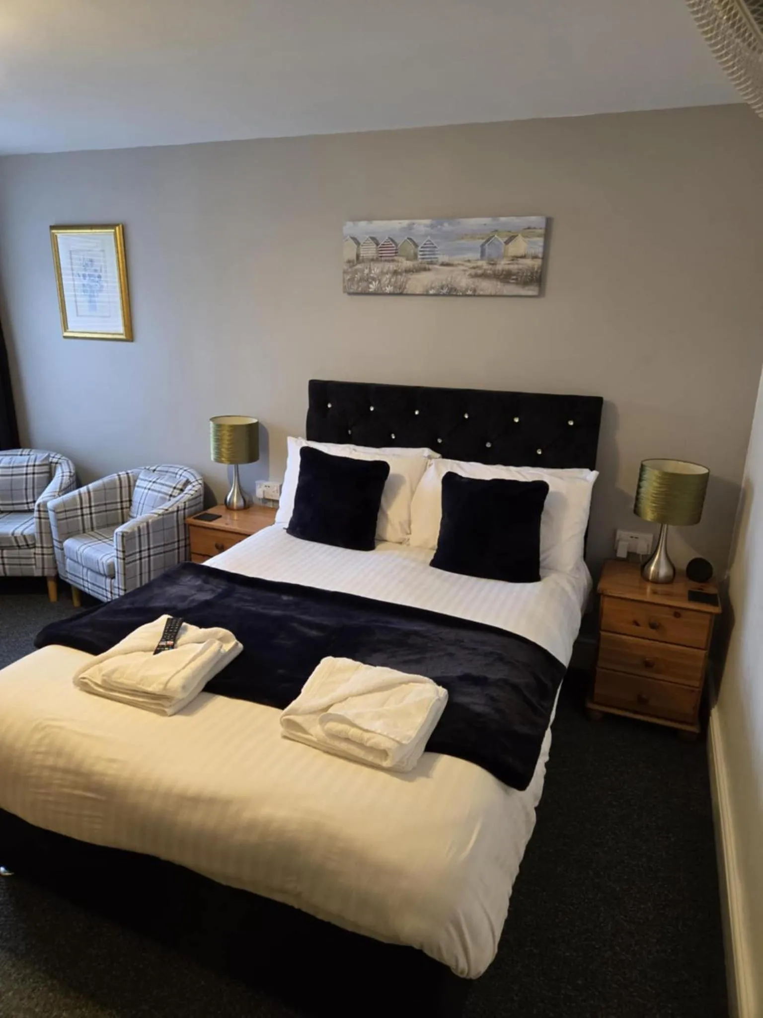 Bedroom, Bed in Q Accommodation