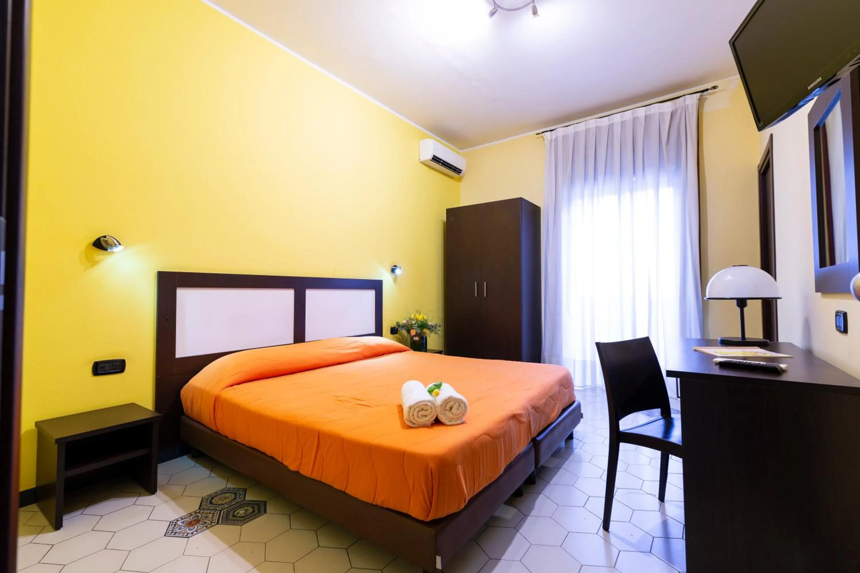 Bed in Hotel del Sole