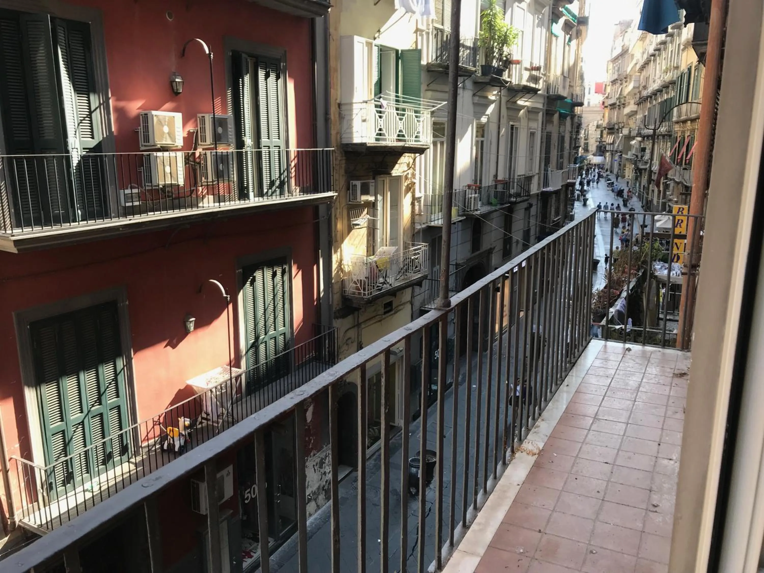 Property building in Base Napoli Plebiscito