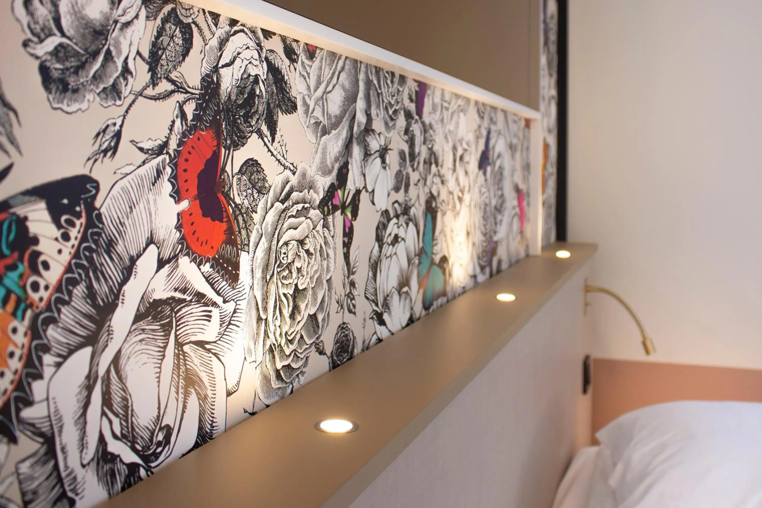 Decorative detail, Bed in Brit Hotel Nantes La Beaujoire Parc Expo