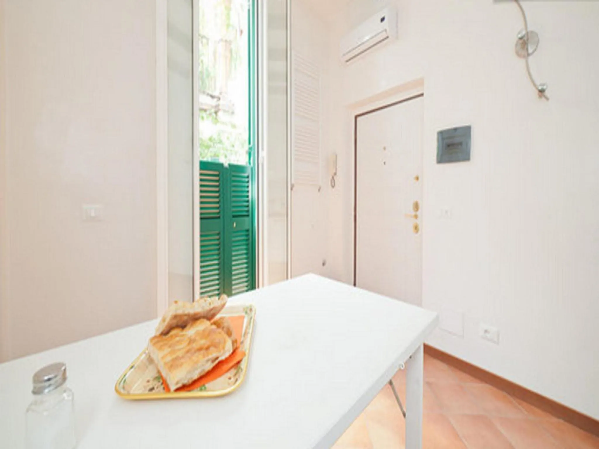 Kitchen or kitchenette in Signor Suite Colosseo