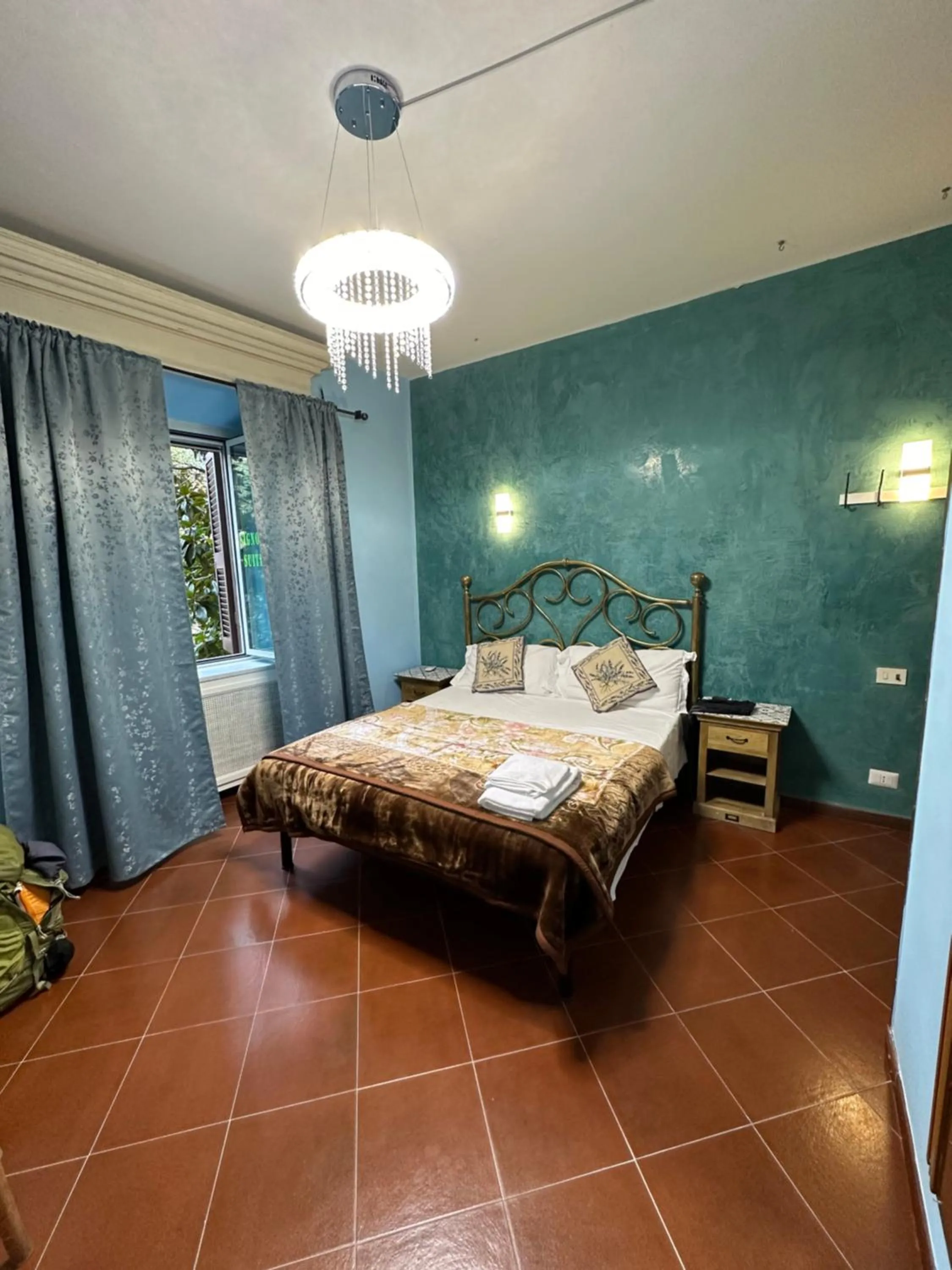 Bedroom, Bed in Signor Suite Colosseo