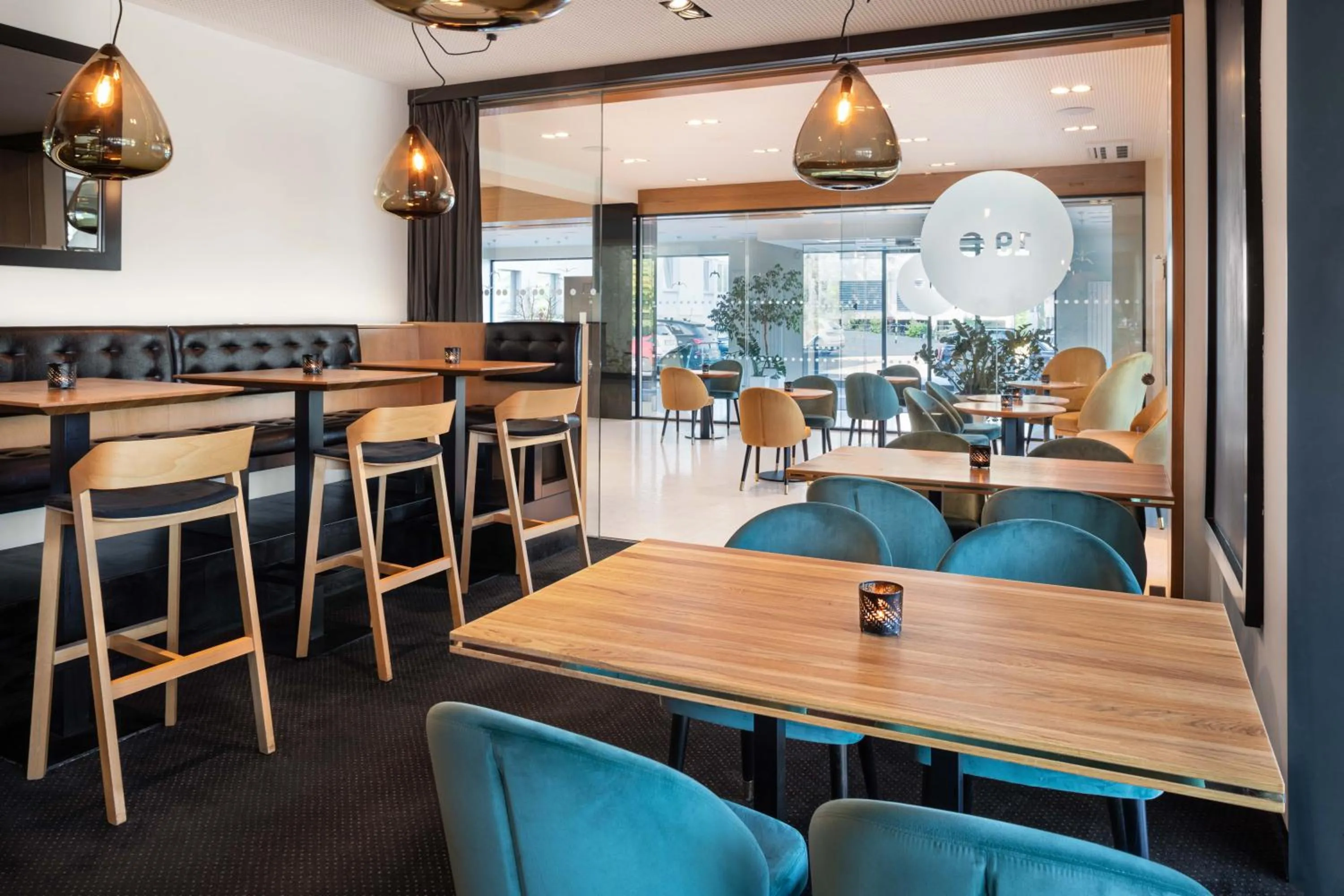 Restaurant/places to eat in Hotel Golf Prague