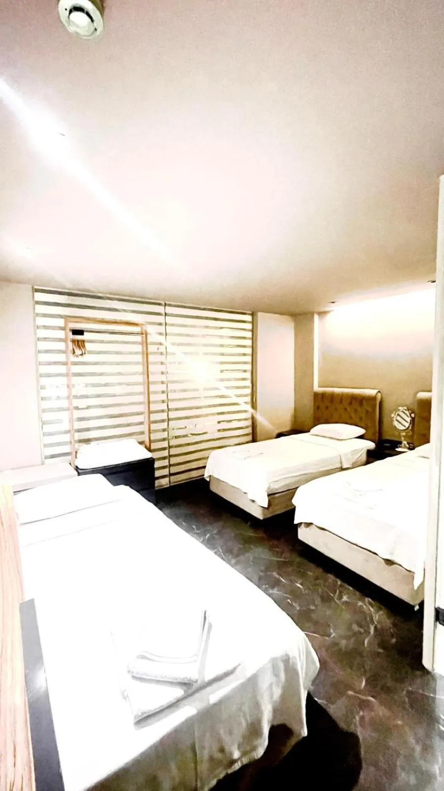 Photo of the whole room, Bed in Upper House