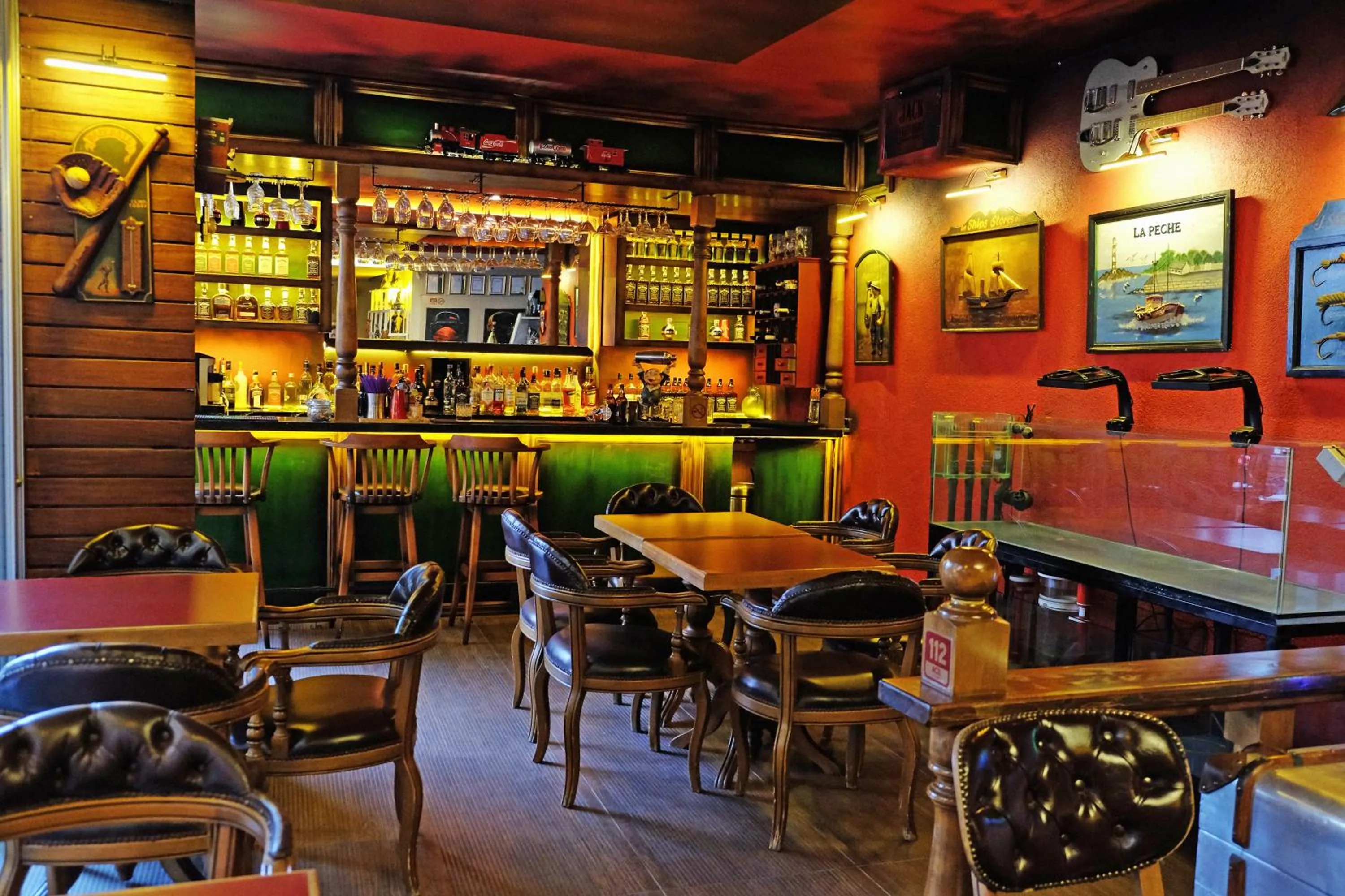 Restaurant/places to eat in Upper House