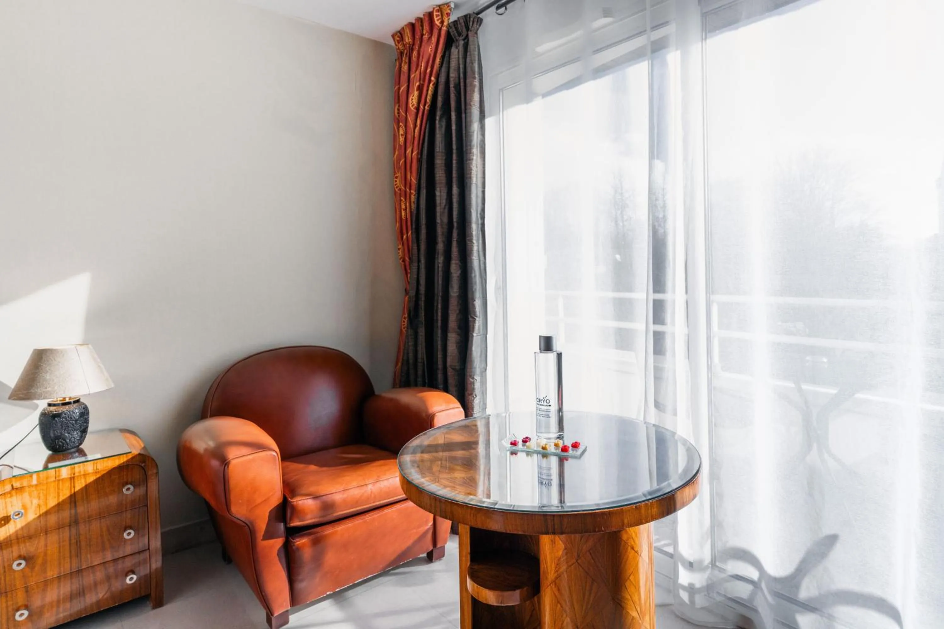 Bedroom in Logis L'Auberge - Maison Glenn Anna