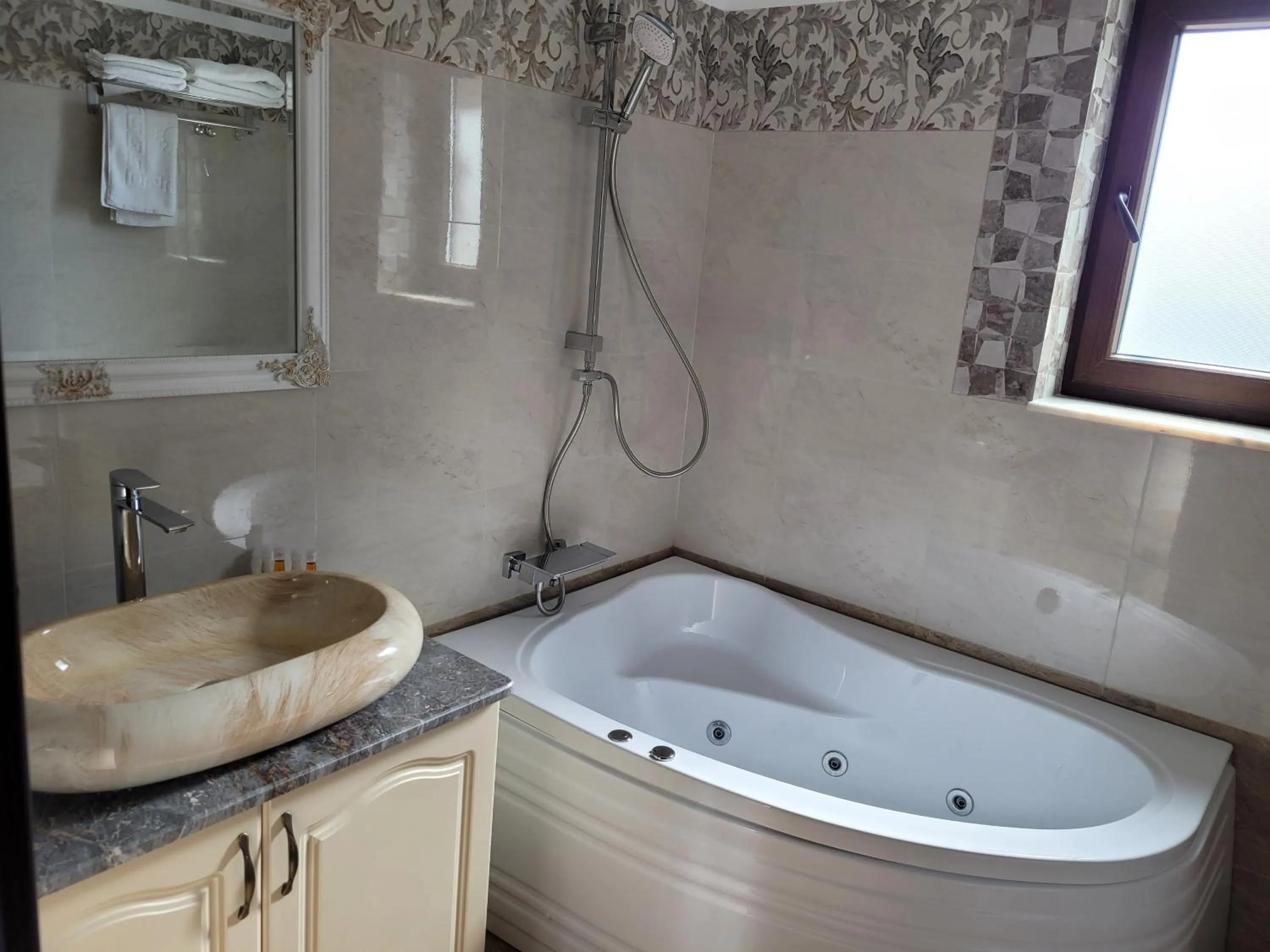 Bathroom in LOTUS Boutique