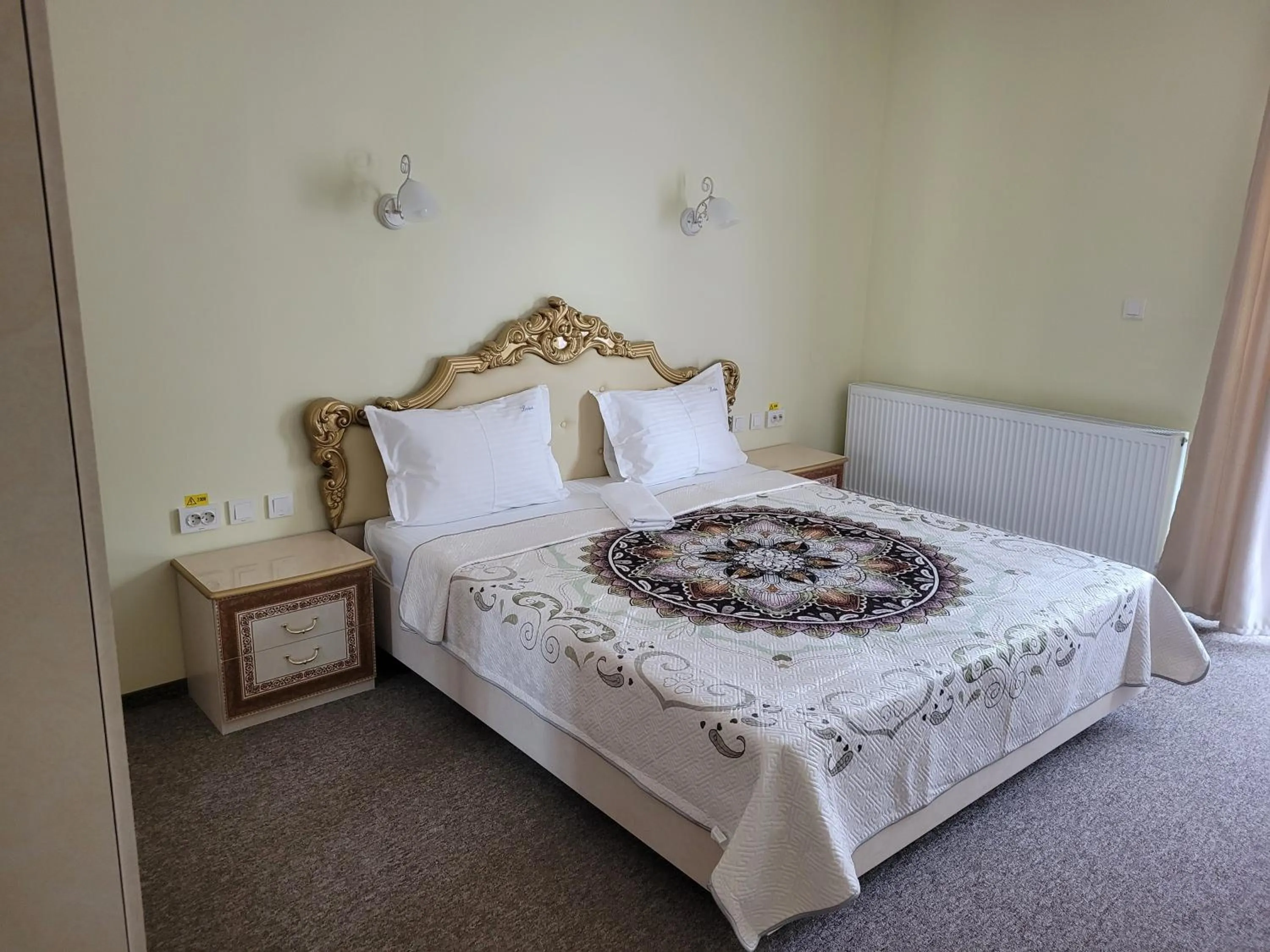 Photo of the whole room, Bed in LOTUS Boutique