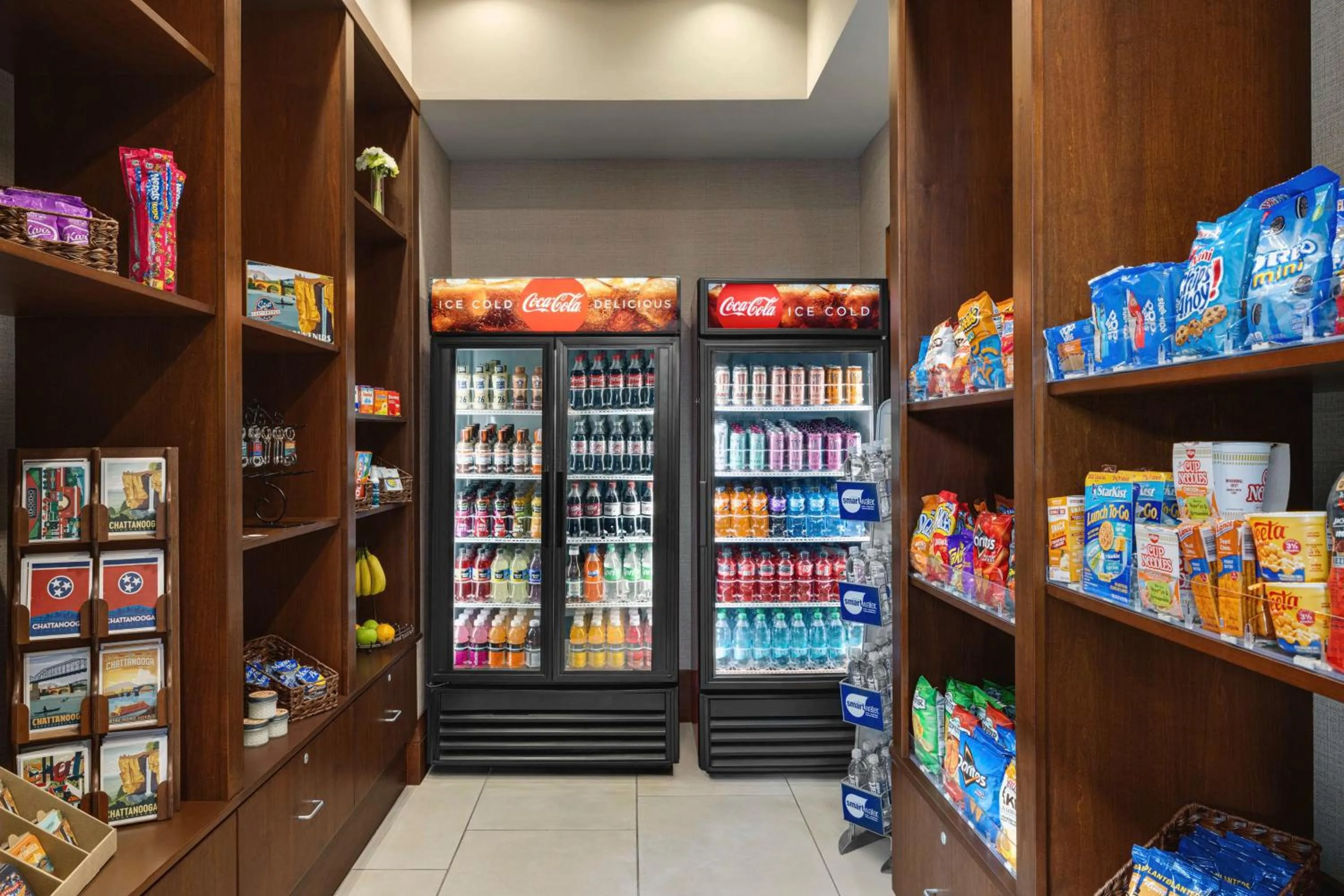 Restaurant/places to eat in Embassy Suites Chattanooga Hamilton Place