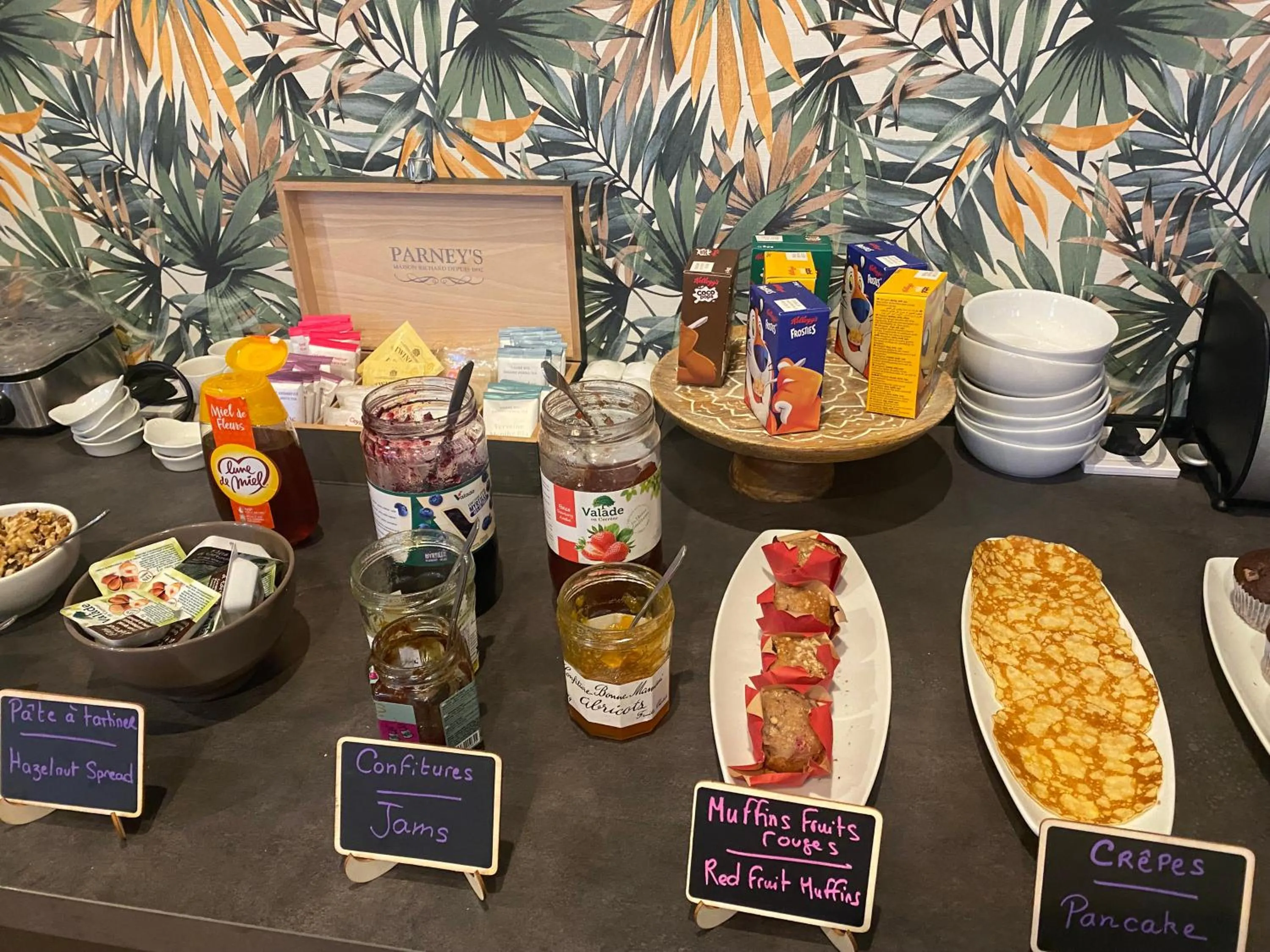 Food in Logis Hôtel Le Cygne