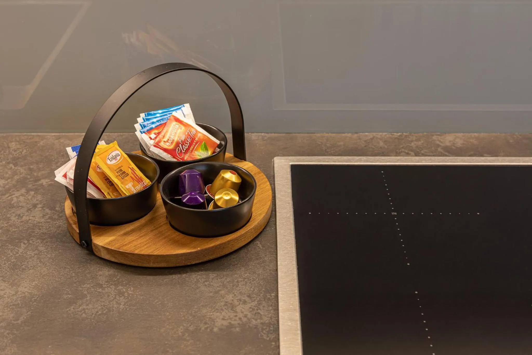 Coffee/tea facilities in BePlace Garibaldi Suites