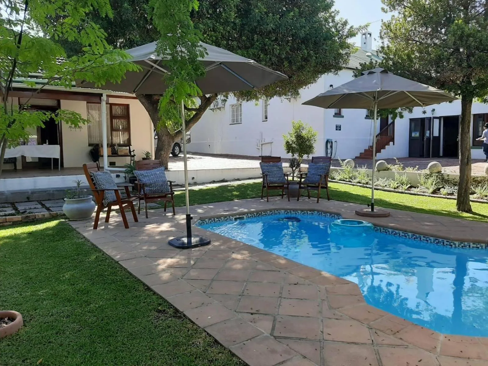 Swimming pool in Cummings Guesthouse