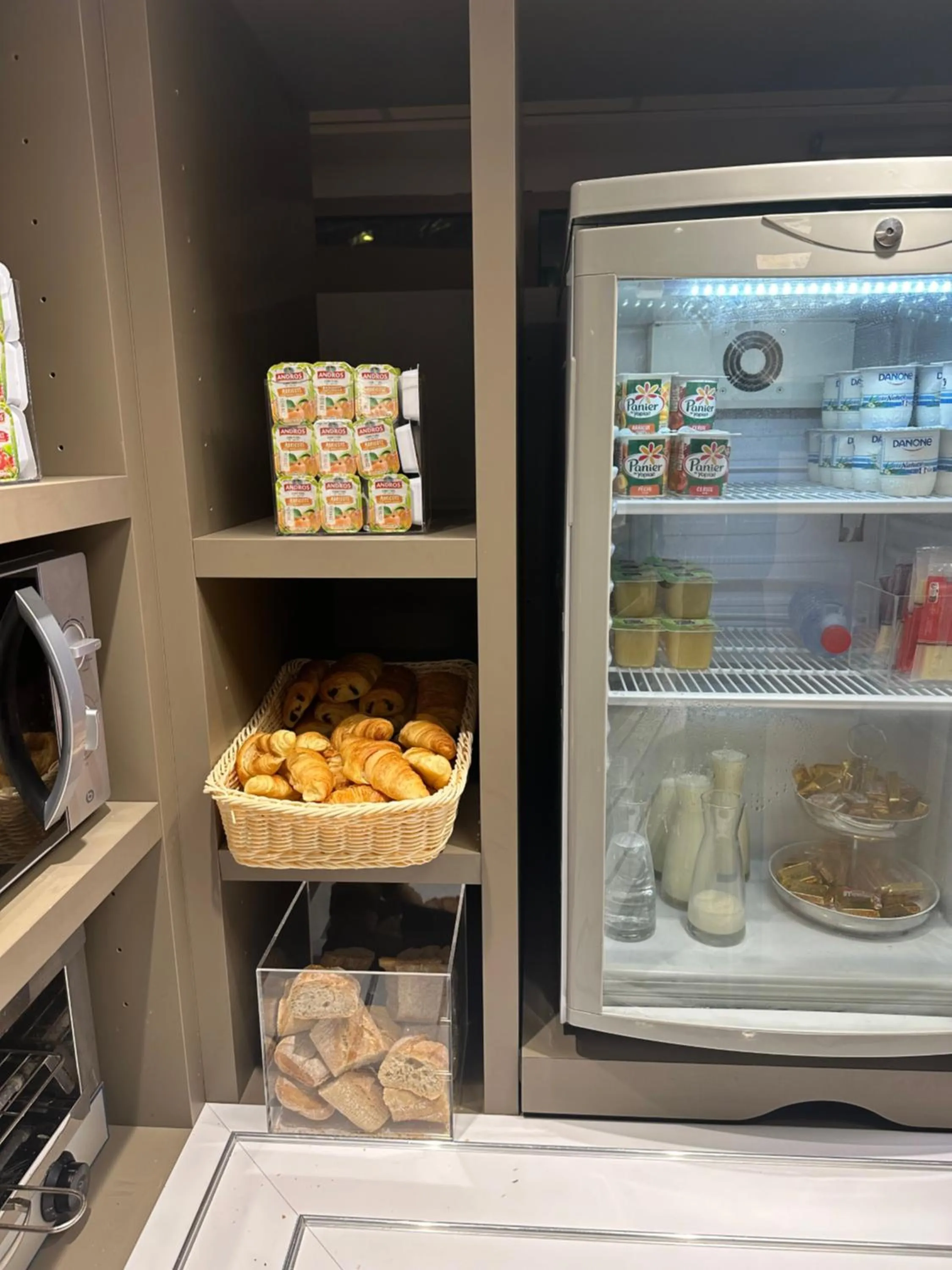 Breakfast in Première Classe Paris-Ouest Gennevilliers