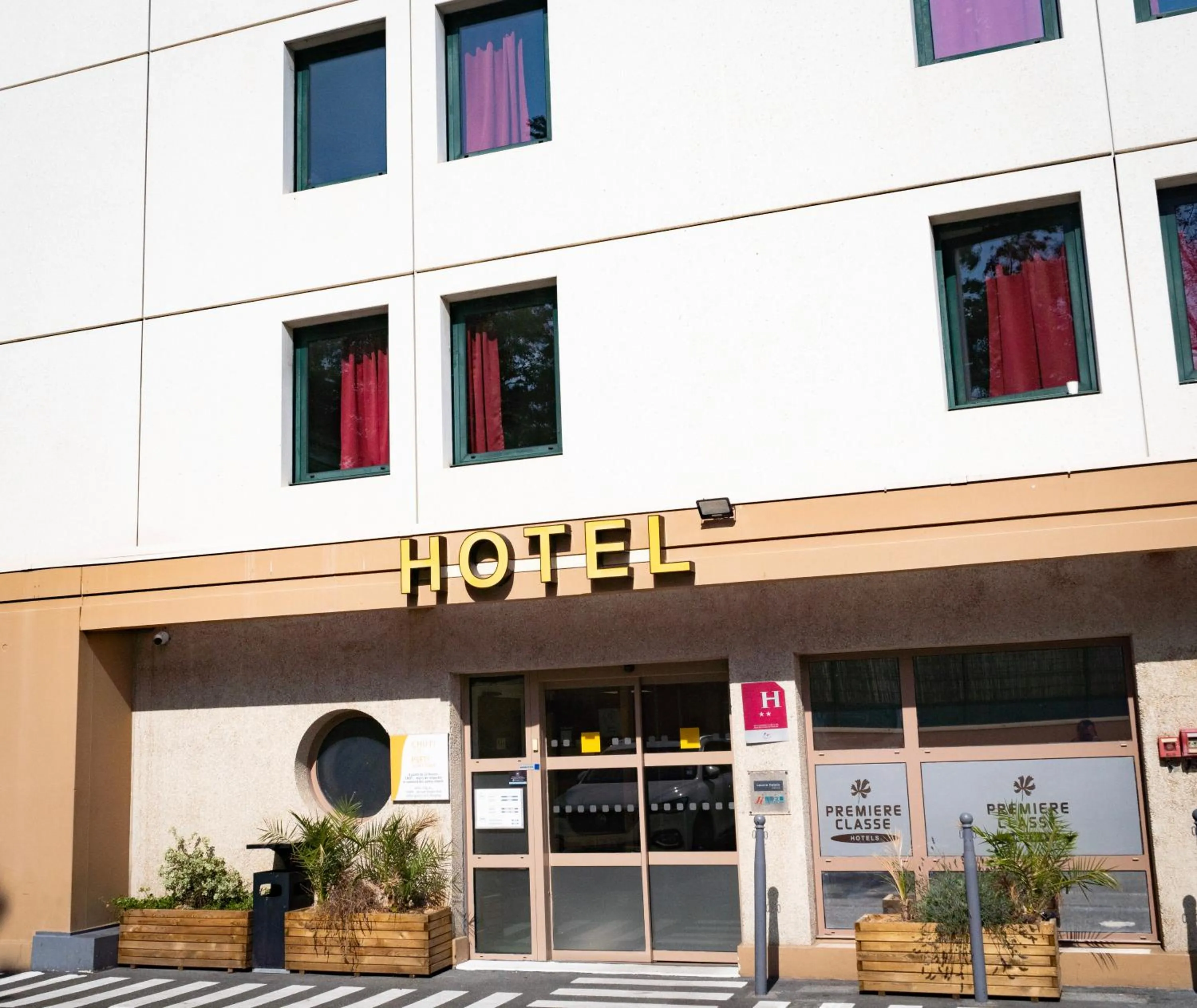 Facade/entrance in Première Classe Paris-Ouest Gennevilliers