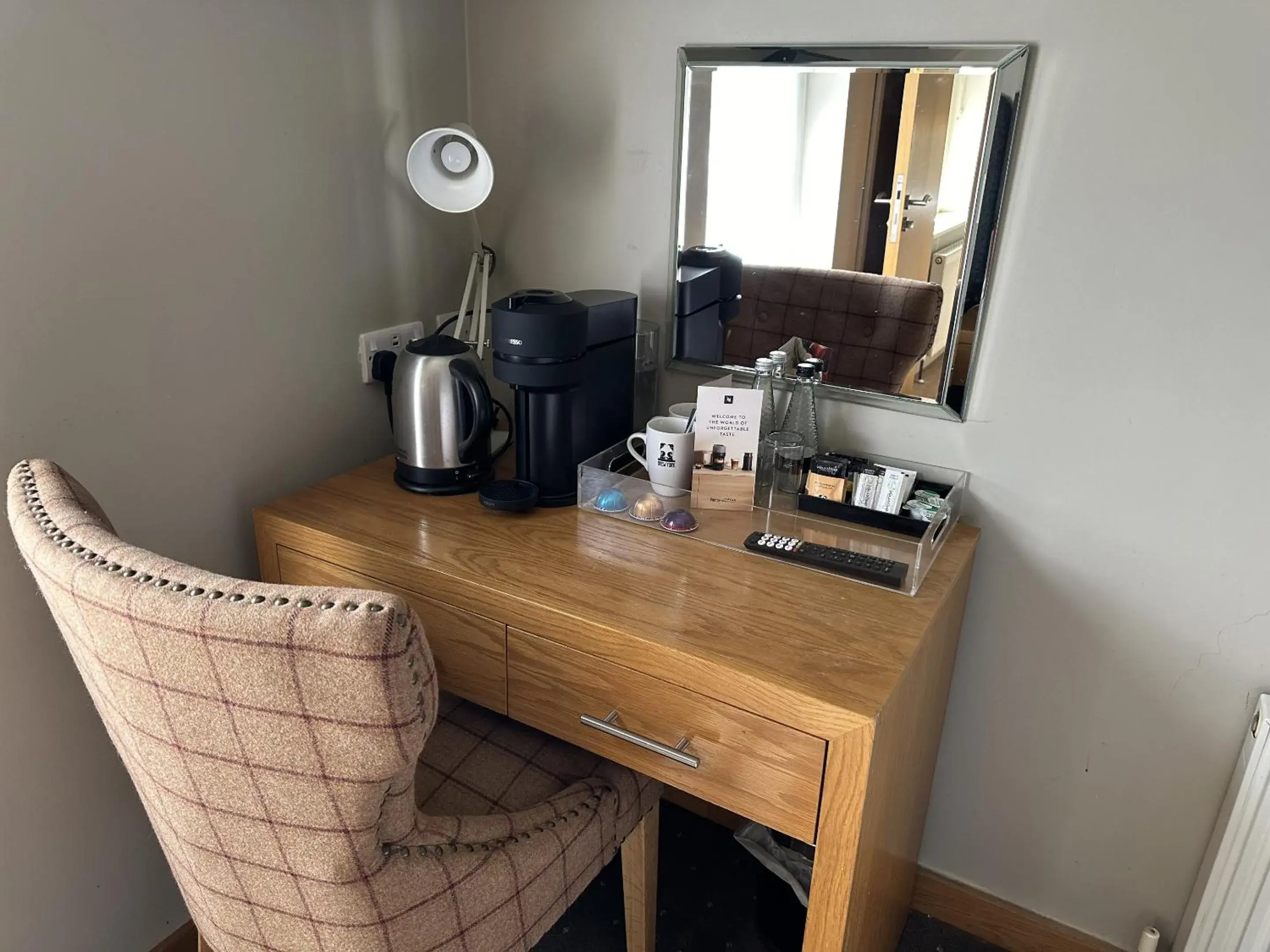 Double Room with Private Bathroom in The Mitre Inn Double Room with Private Bathroom in The Mitre Inn