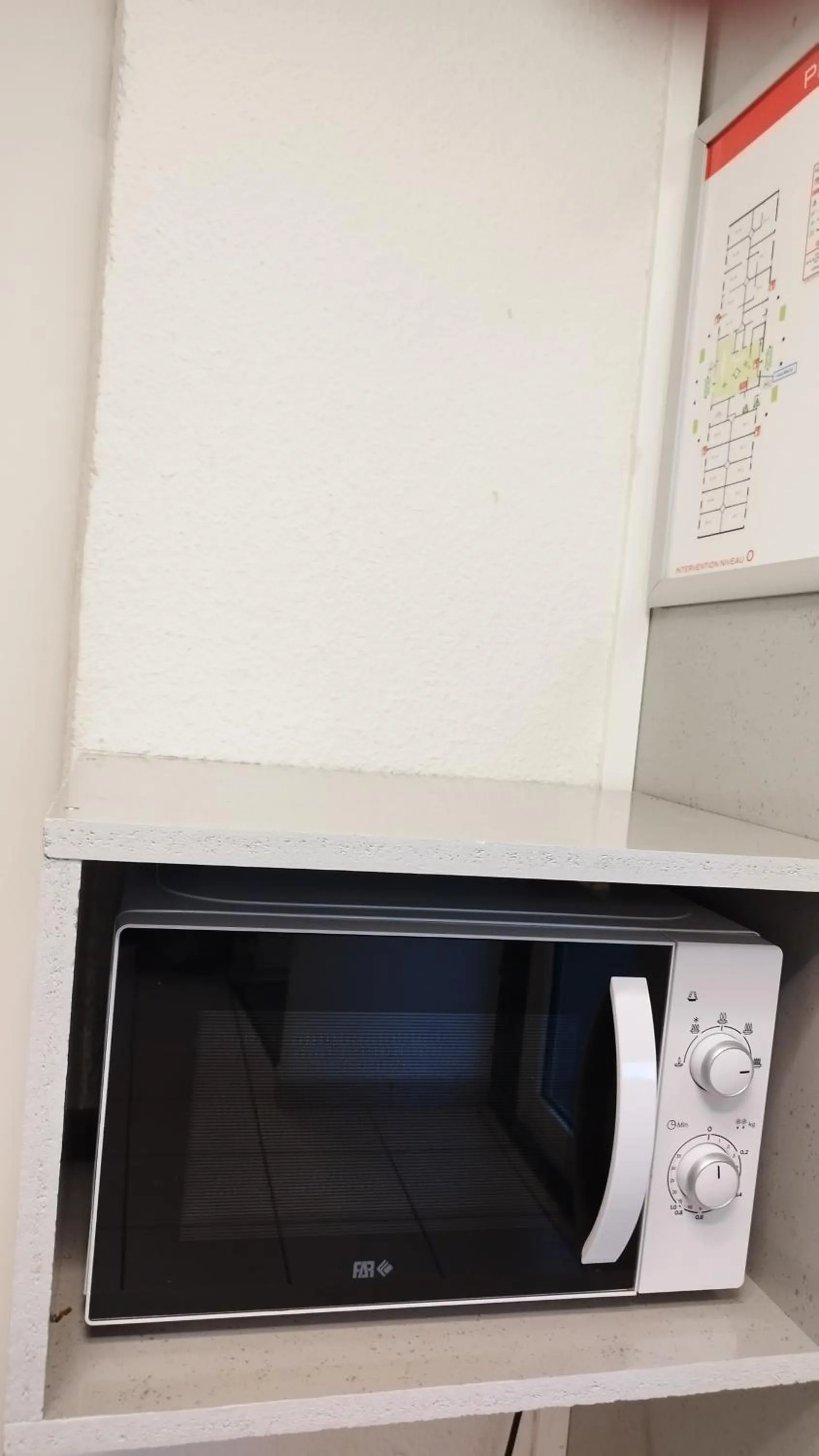 minibar in Premiere Classe La Rochelle Sud - Angoulins