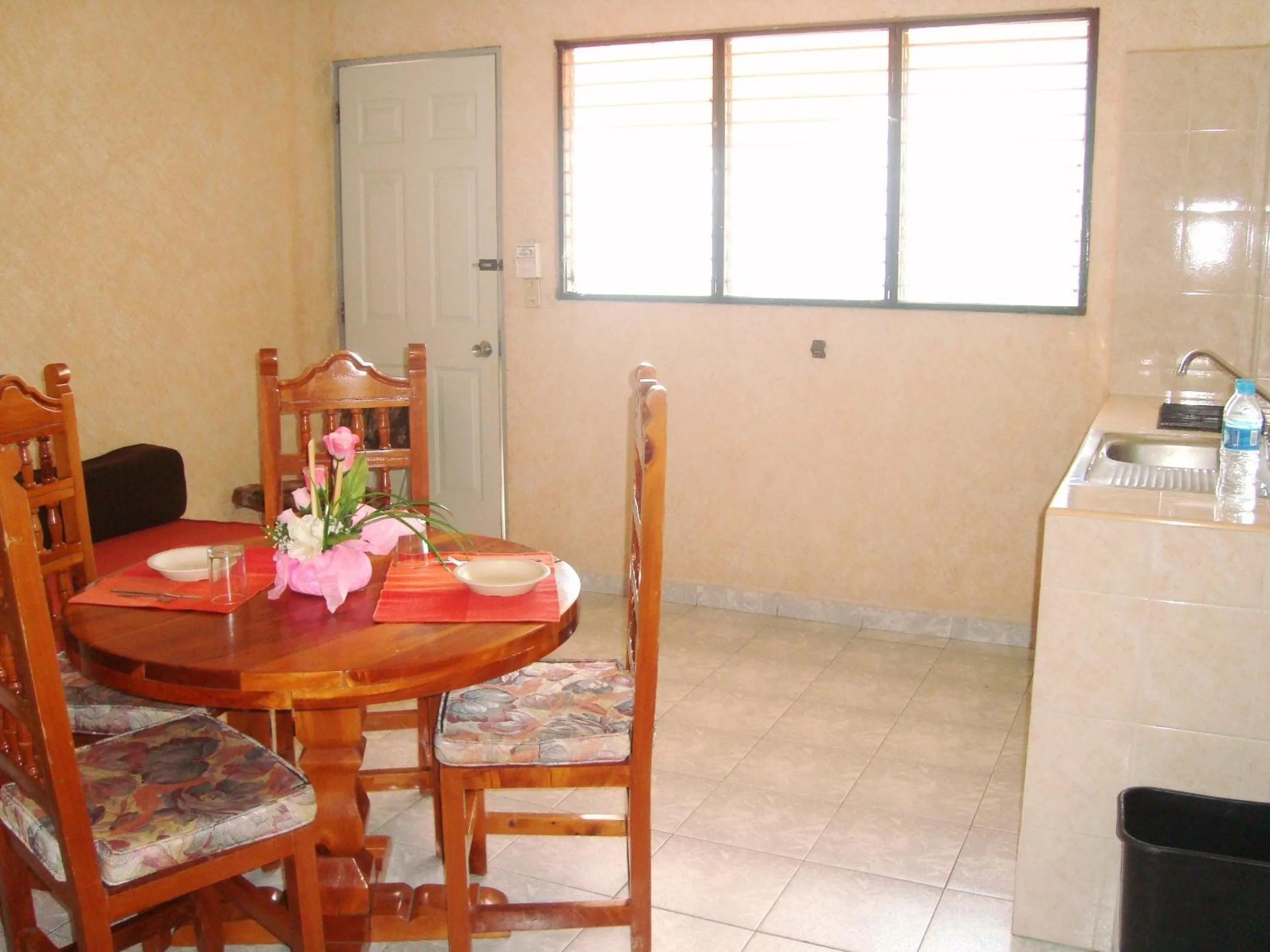 Kitchen or kitchenette in Suites Angelopolis