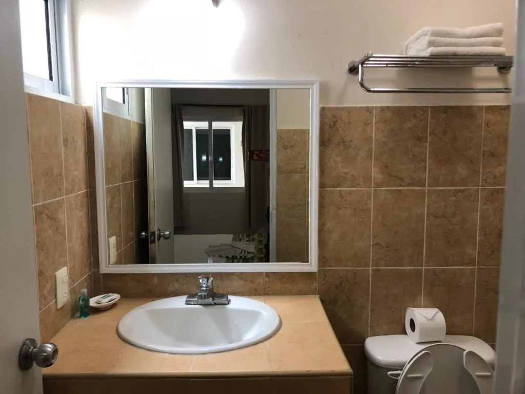 Toilet in Hotel Xcalak