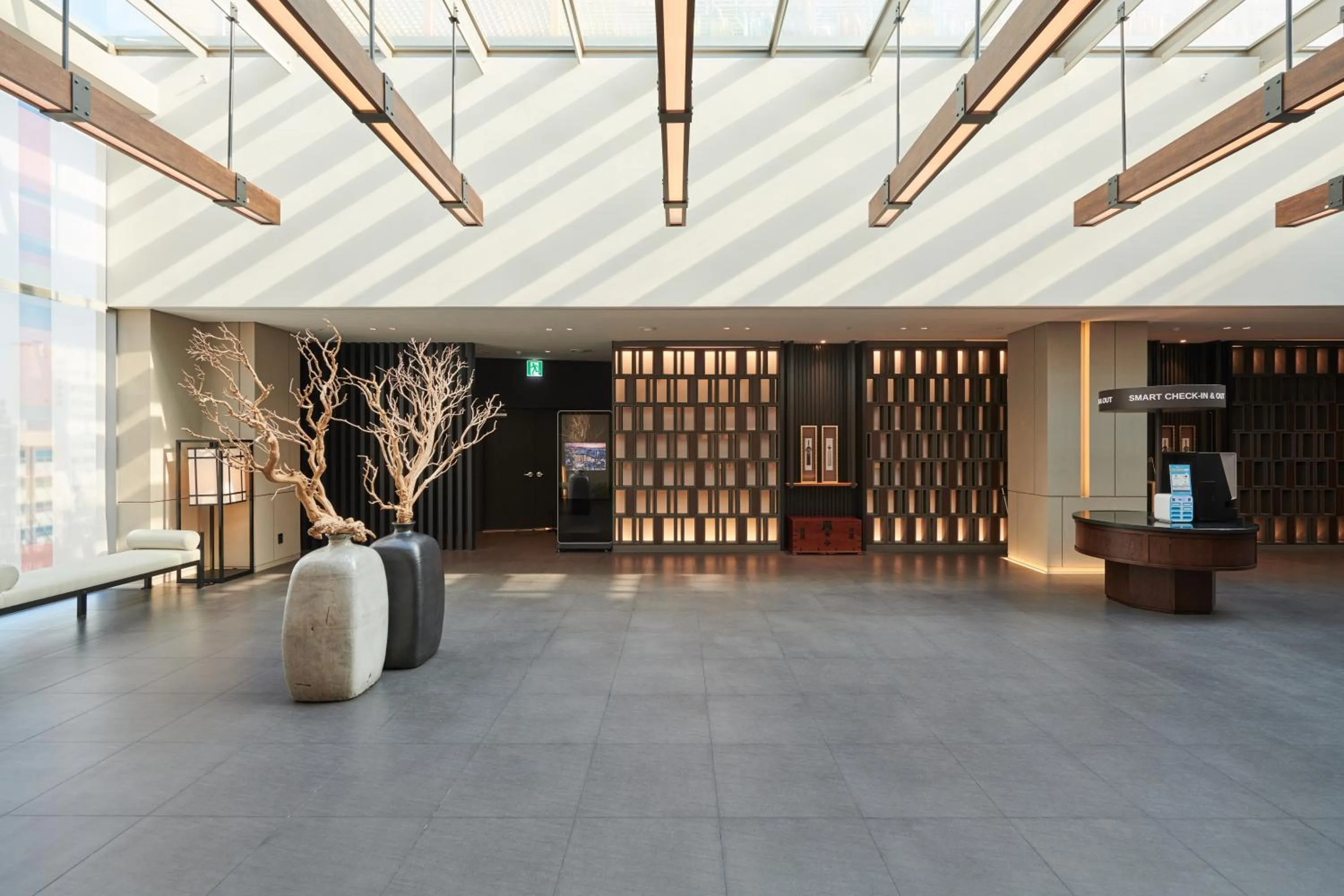 Lobby or reception in Nine Tree by Parnas Seoul Insadong