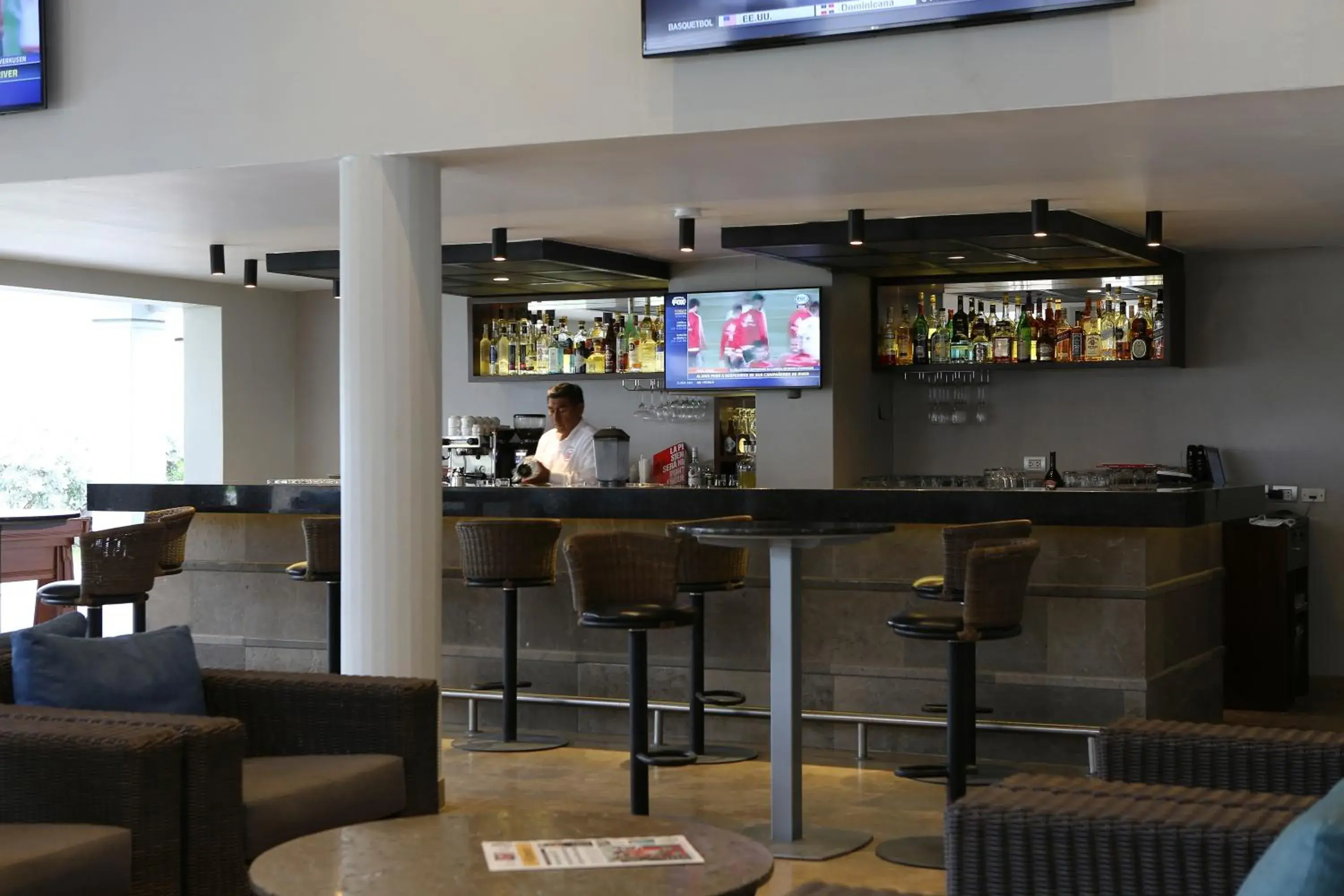 Lounge or bar in Casa Andina Premium Piura Lounge or bar in Casa Andina Premium Piura