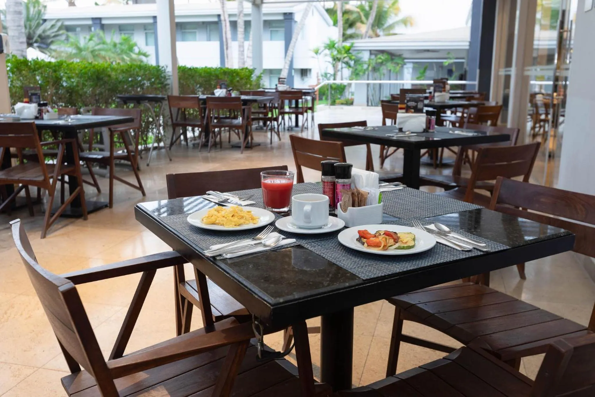 Buffet breakfast in Casa Andina Premium Piura