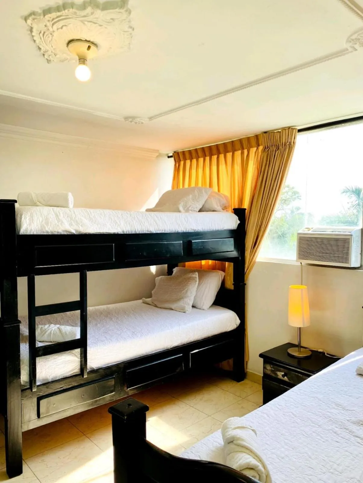 Bed in Hotel West California