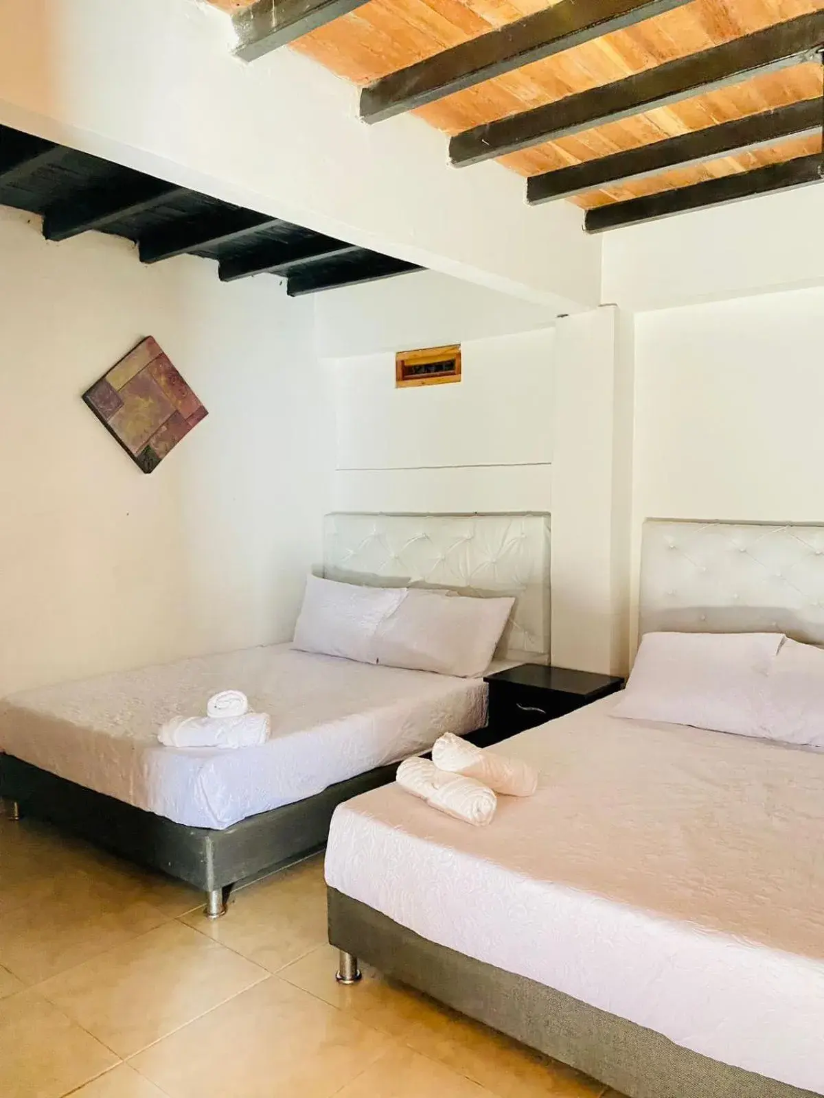 Four-Bedroom House in Hotel West California Four-Bedroom House in Hotel West California