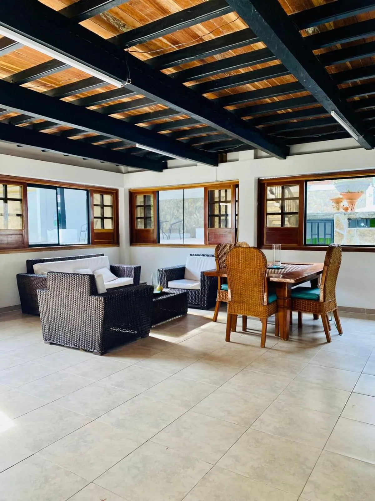 Hotel West California