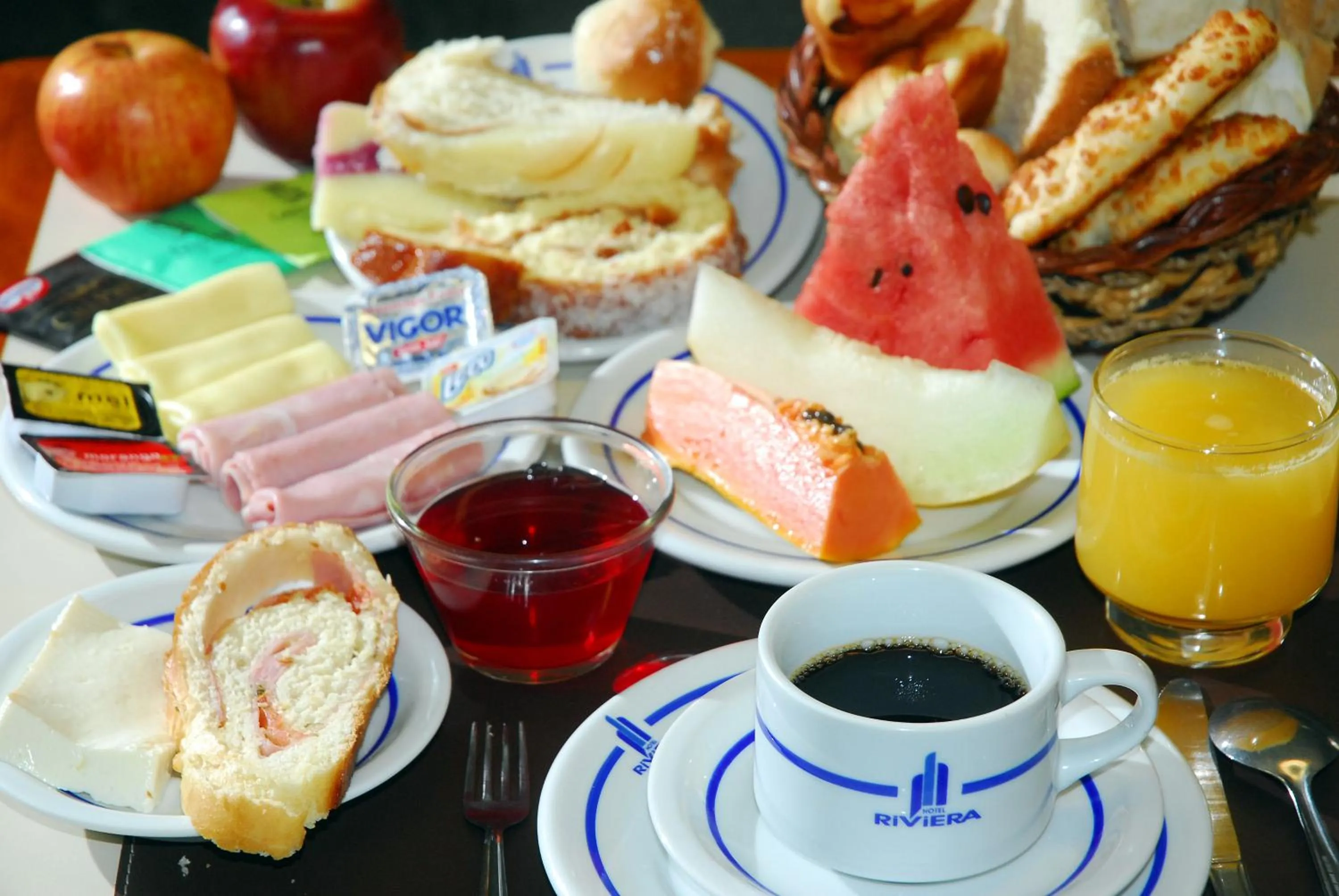 Food and drinks in Hotel Riviera