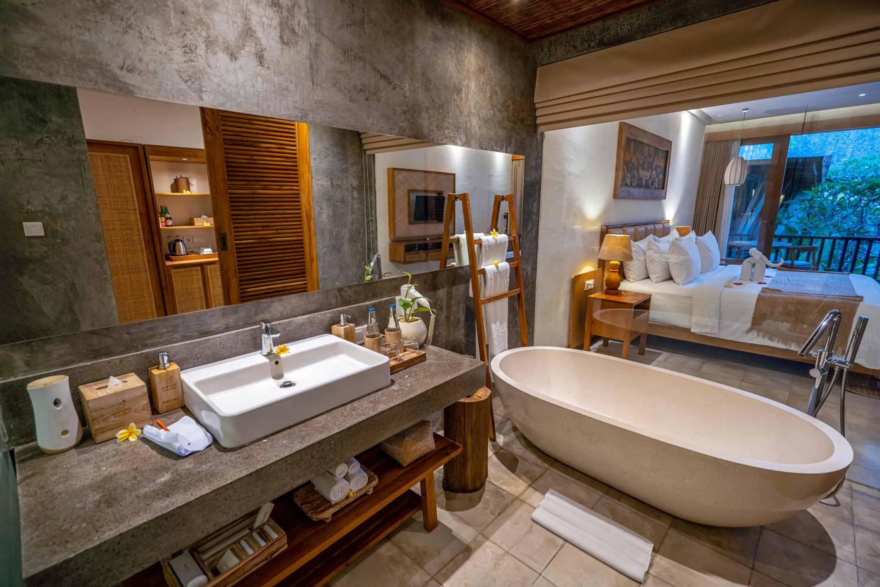 Bathroom, Bed in Purana Suite Ubud