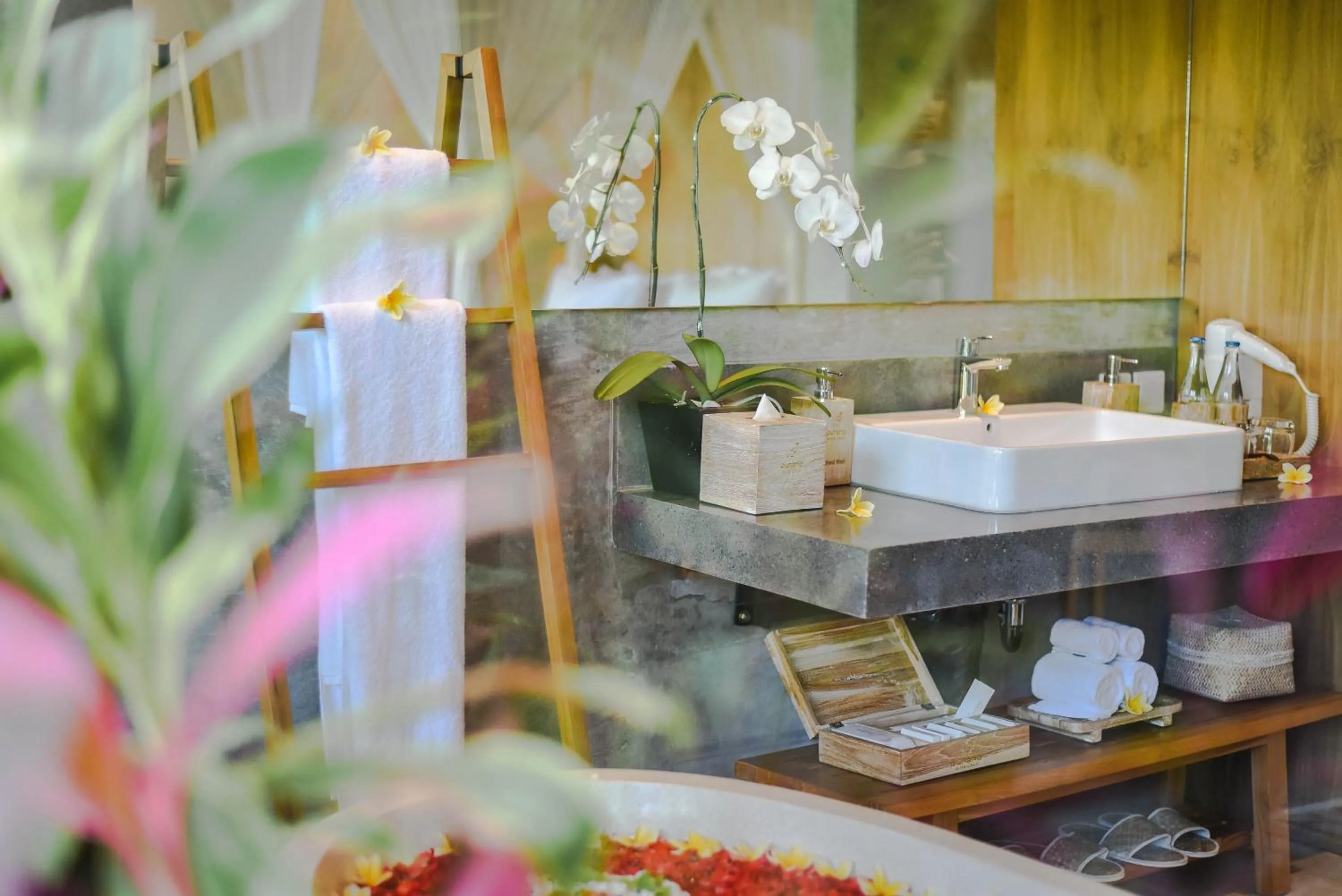 Bathroom in Purana Suite Ubud